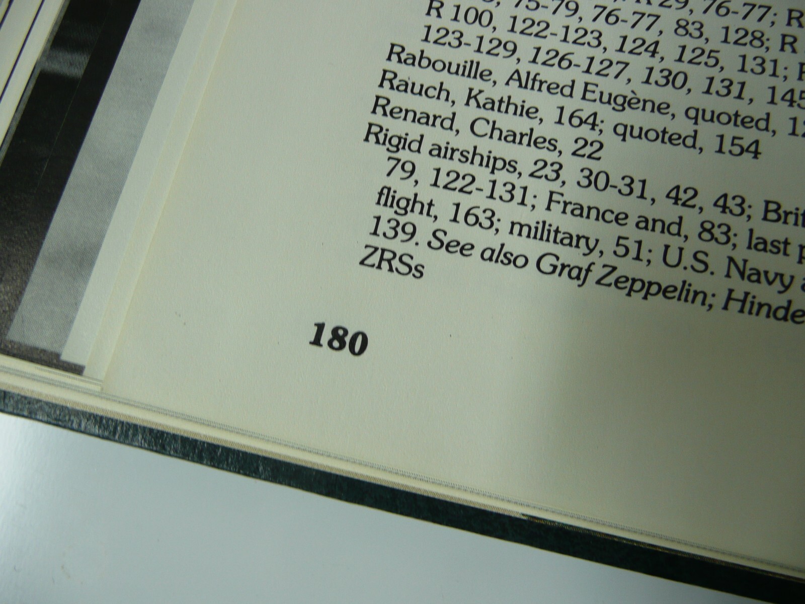 The Epic Of Flight – The Giant Airships, Time-Life Books, 180 pages, HC
