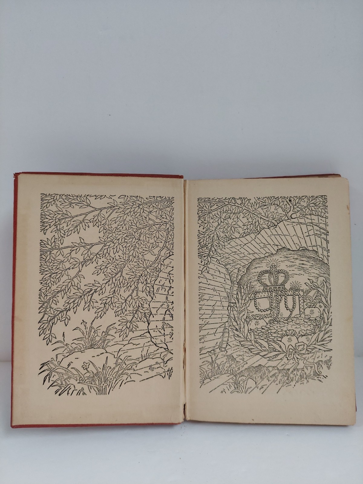 The Secret of Gold, How to Get What You Want Volume One 1927 By: Robert Collier