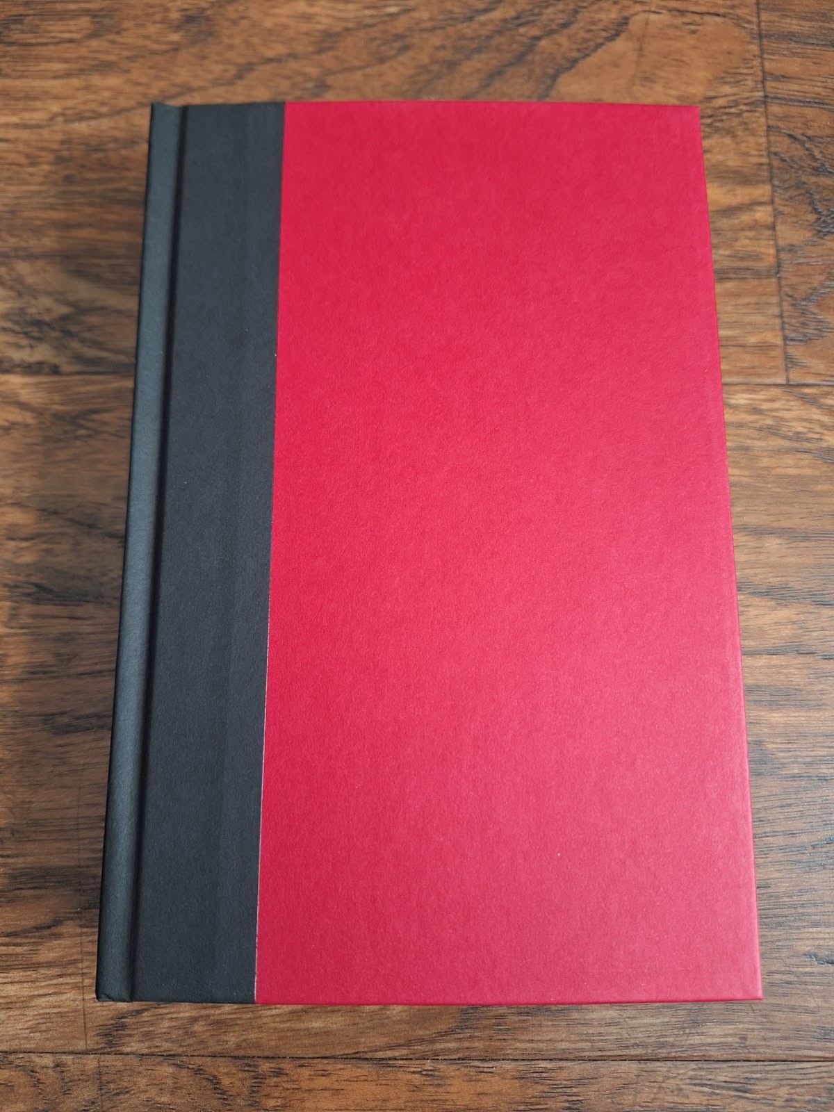 Bride Ali Hazelwood Signed 1st Edition Barnes & Noble slight sleeve cut