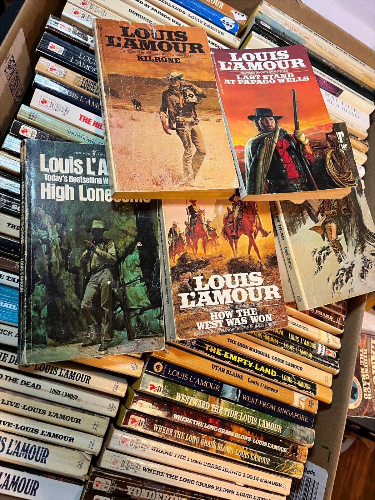 Louis L’Amour Western Paperbacks – Pick Your Own Lot | Multiple Titles