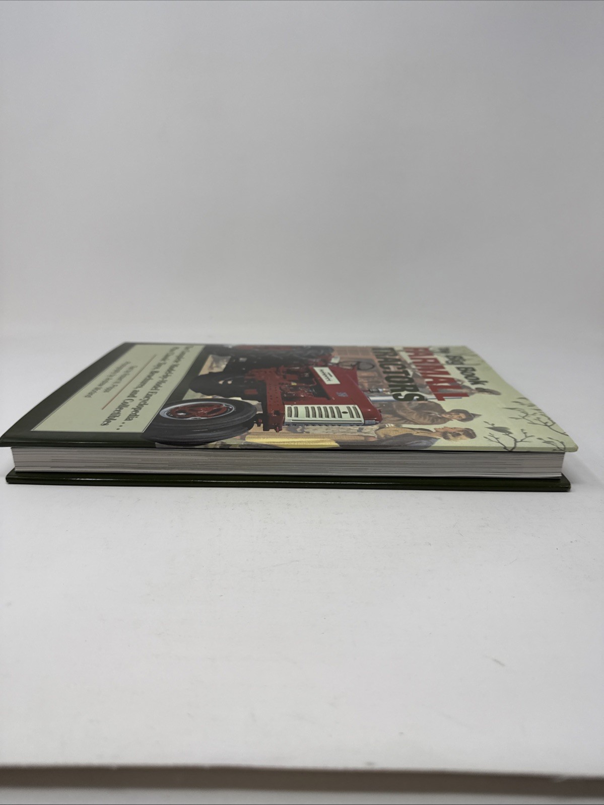 The Big Book of Farmall Tractors by Robert Pripps 2003 HC DJ Model Encyclopedia