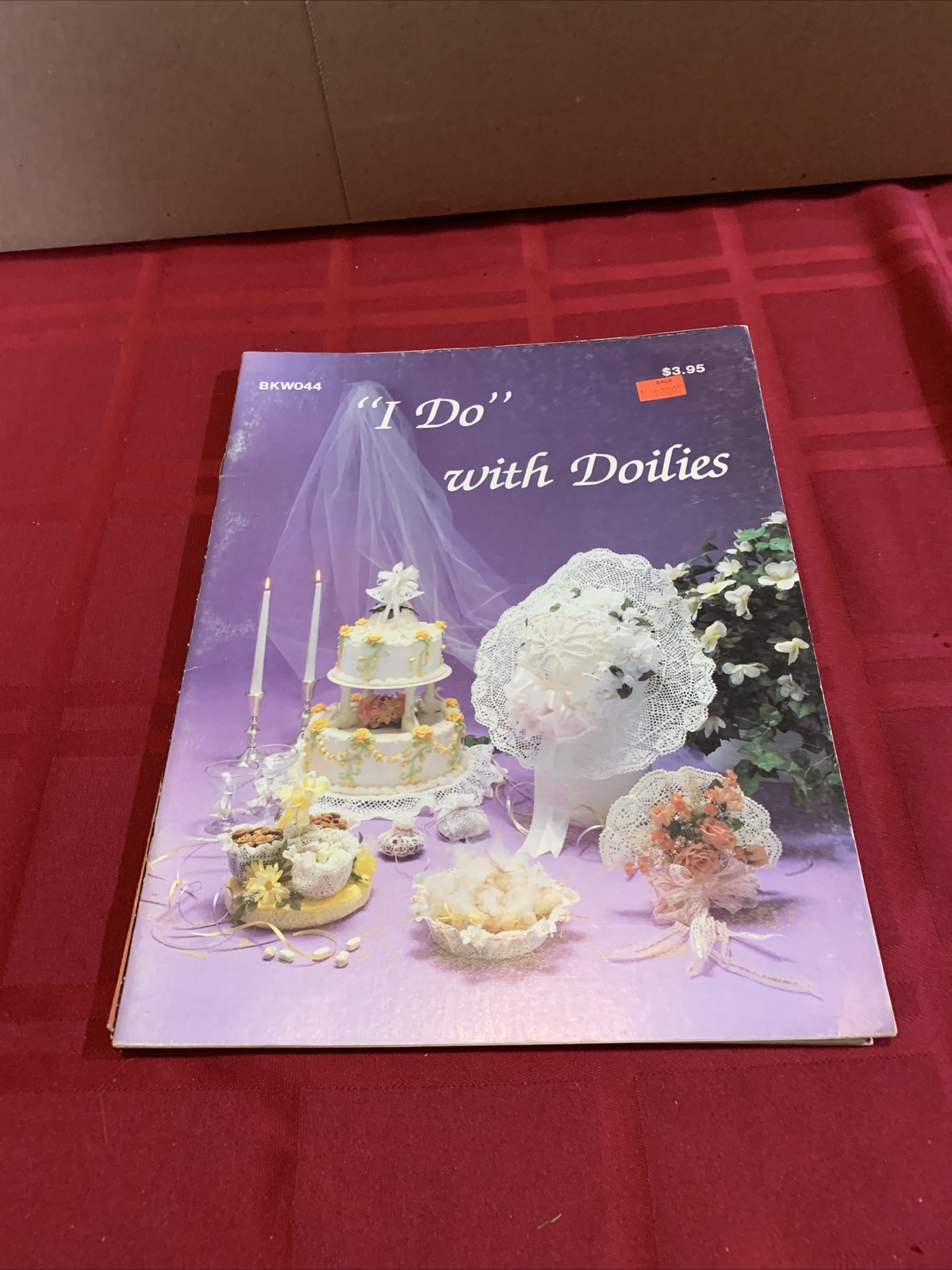 Lot of (8) Miscellaneous Craft and Pattern Books