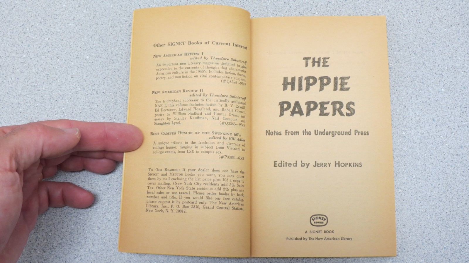 The Hippie Papers edited by Jerry Hopkins – Notes from Underground Press 1968