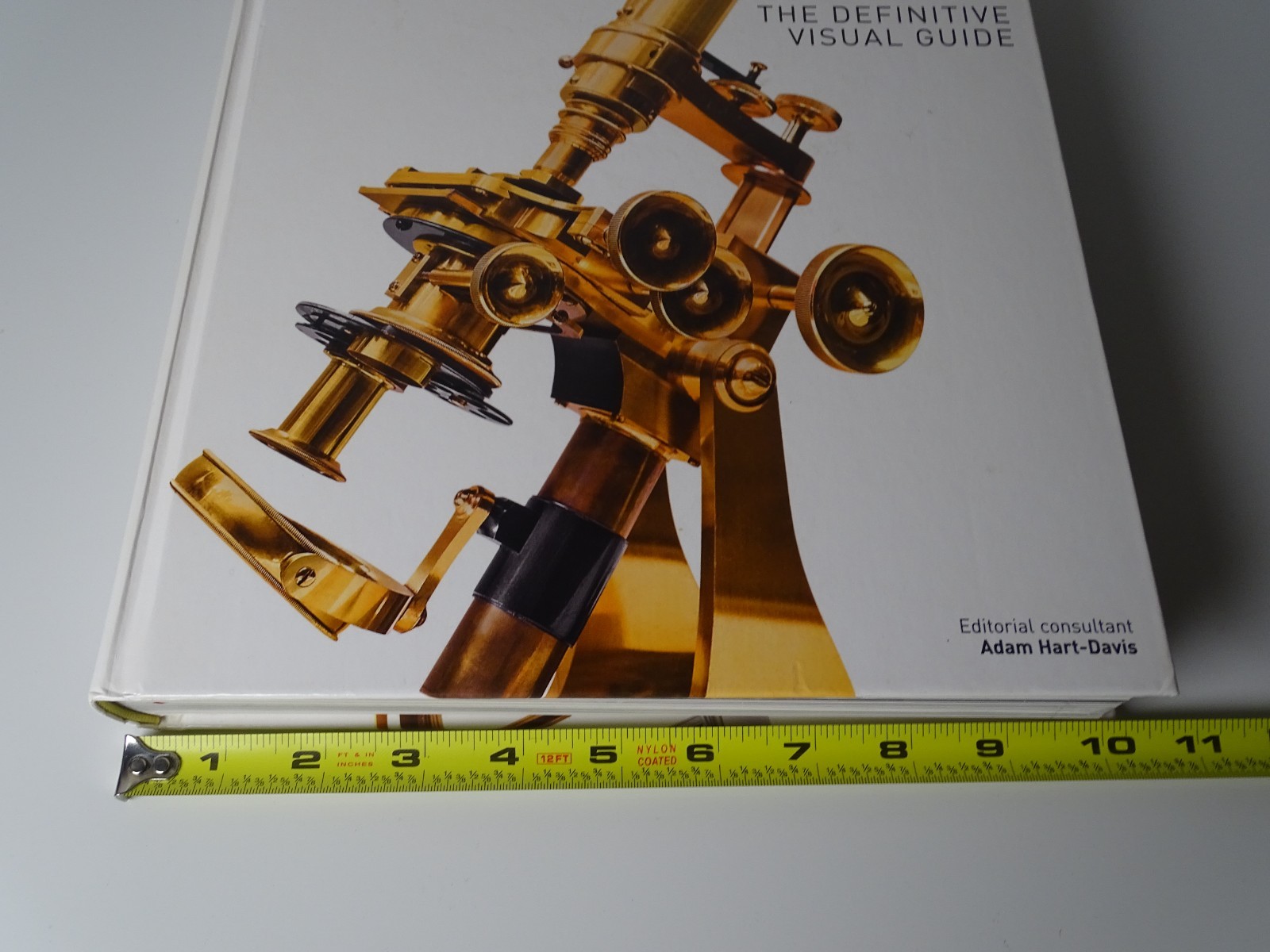 „Science: The Definitive Visual Guide / 512 Pages / Published In 2016