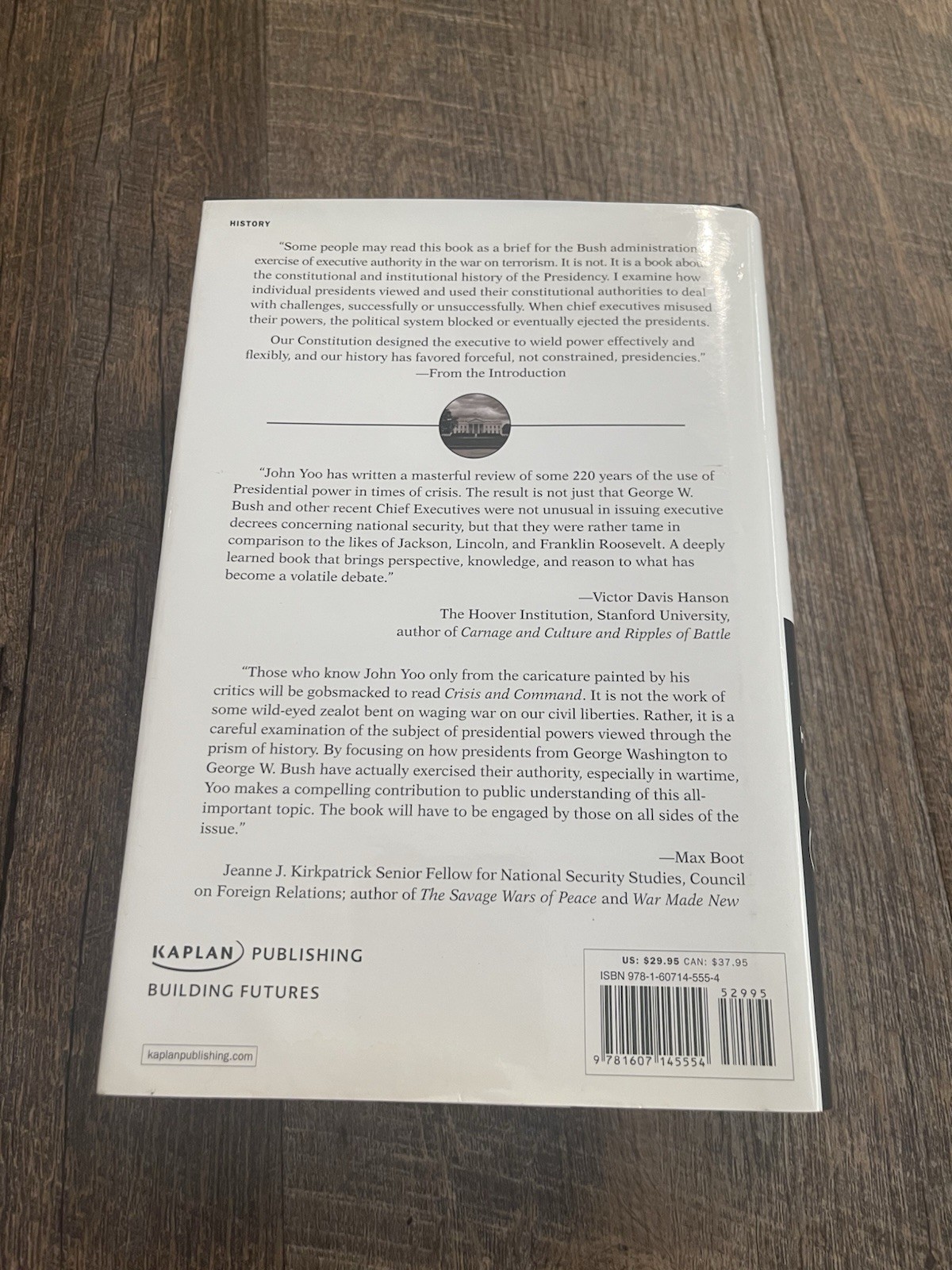 CRISIS AND COMMAND: A HISTORY OF EXECUTIVE POWER FROM By John Yoo **LIKE NEW**