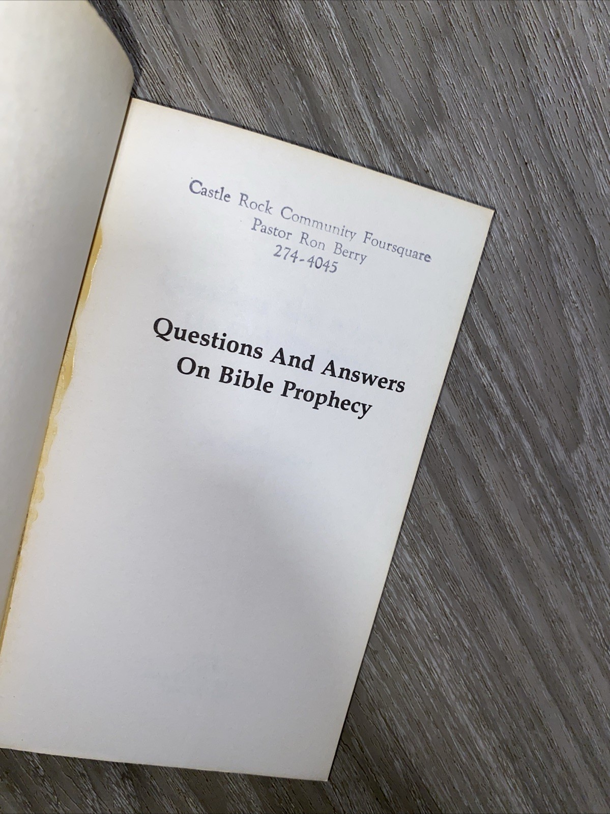 Questions And Answers On Bible Prophecy Dr Hilton Sutton Paperback