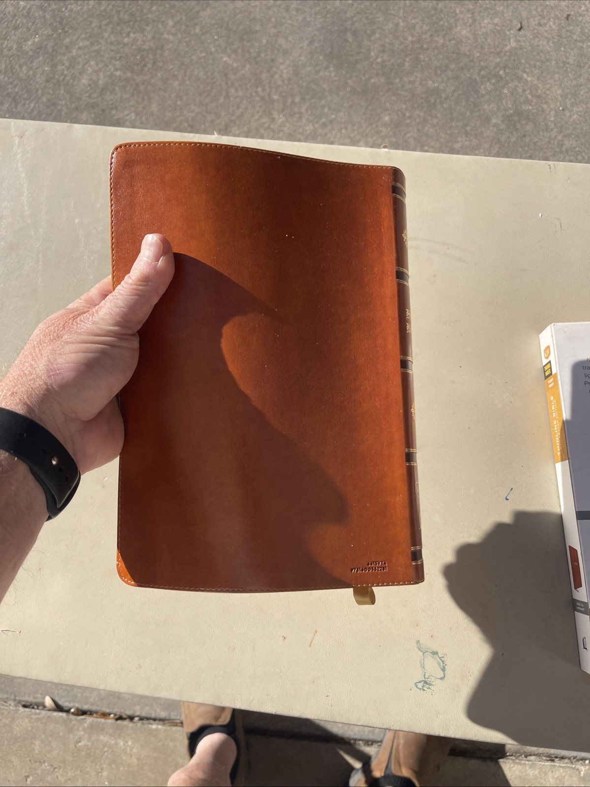 KJV Giant Print Thinline Bible Thumb Indexed – British Tan Vintage LeatherSoft