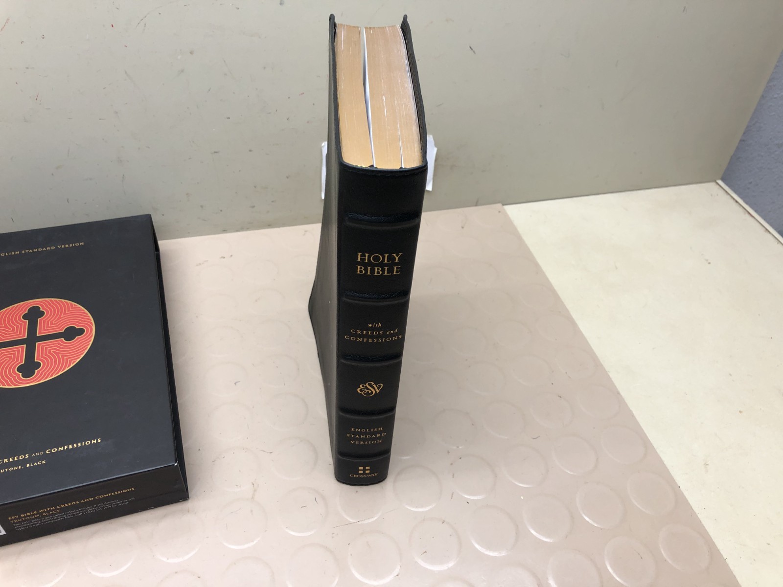 ESV Bible with Creeds and Confessions (Read Description)