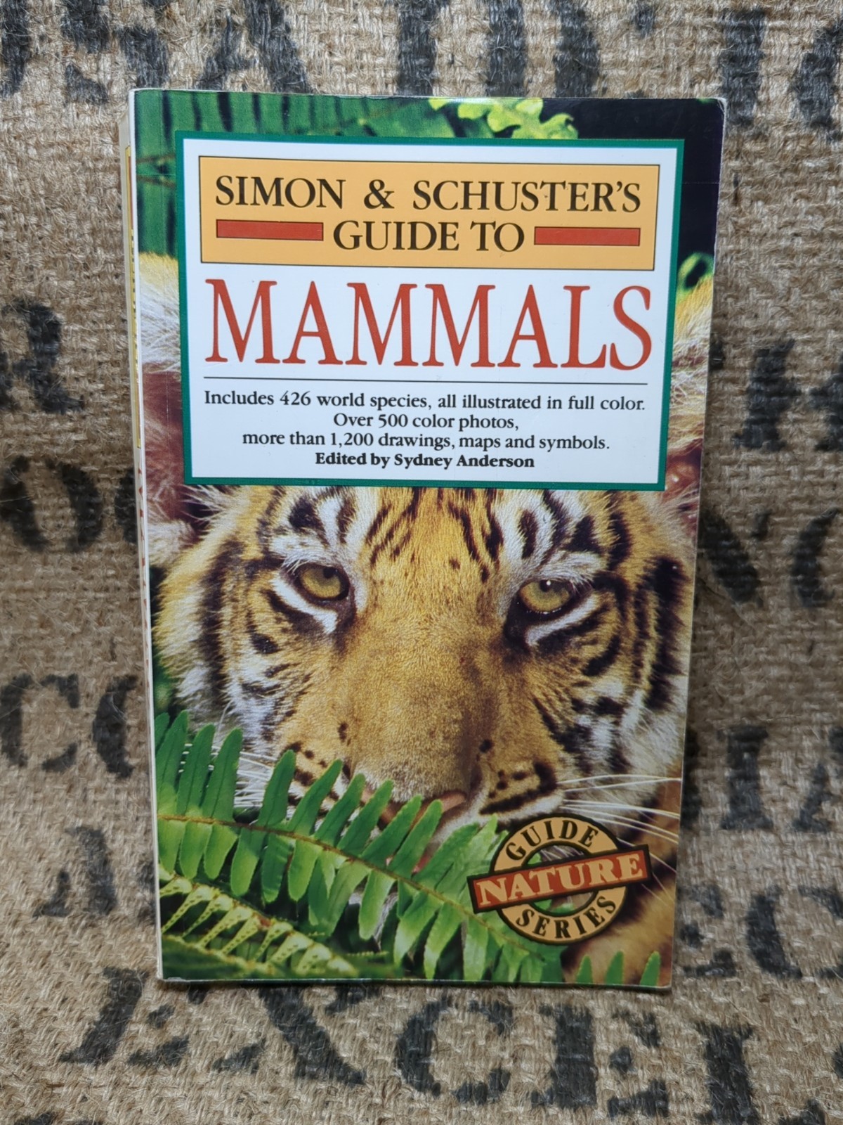 Simon and Schuster’s Guide to Mammals by Luigi Boitani (1984, Trade Paperback)