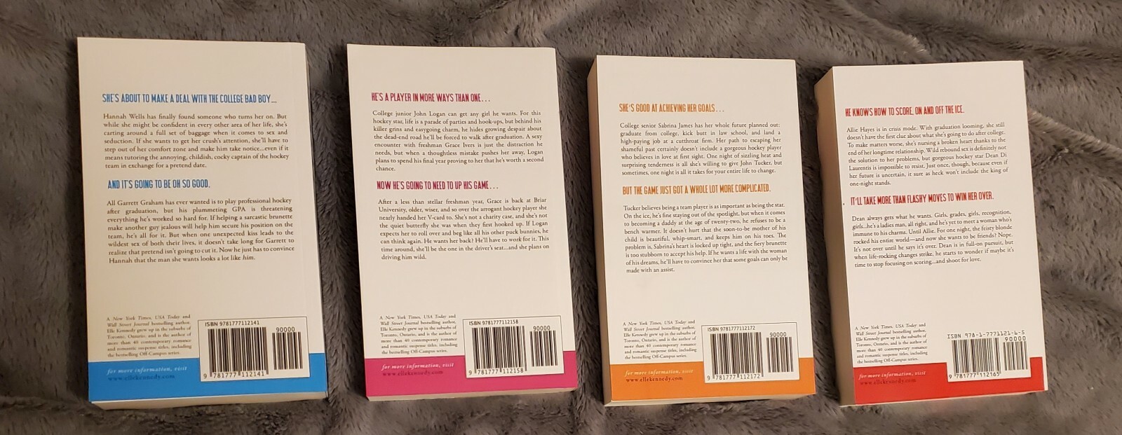 The Deal et al. Off Campus – Elle Kennedy pocket book editions.