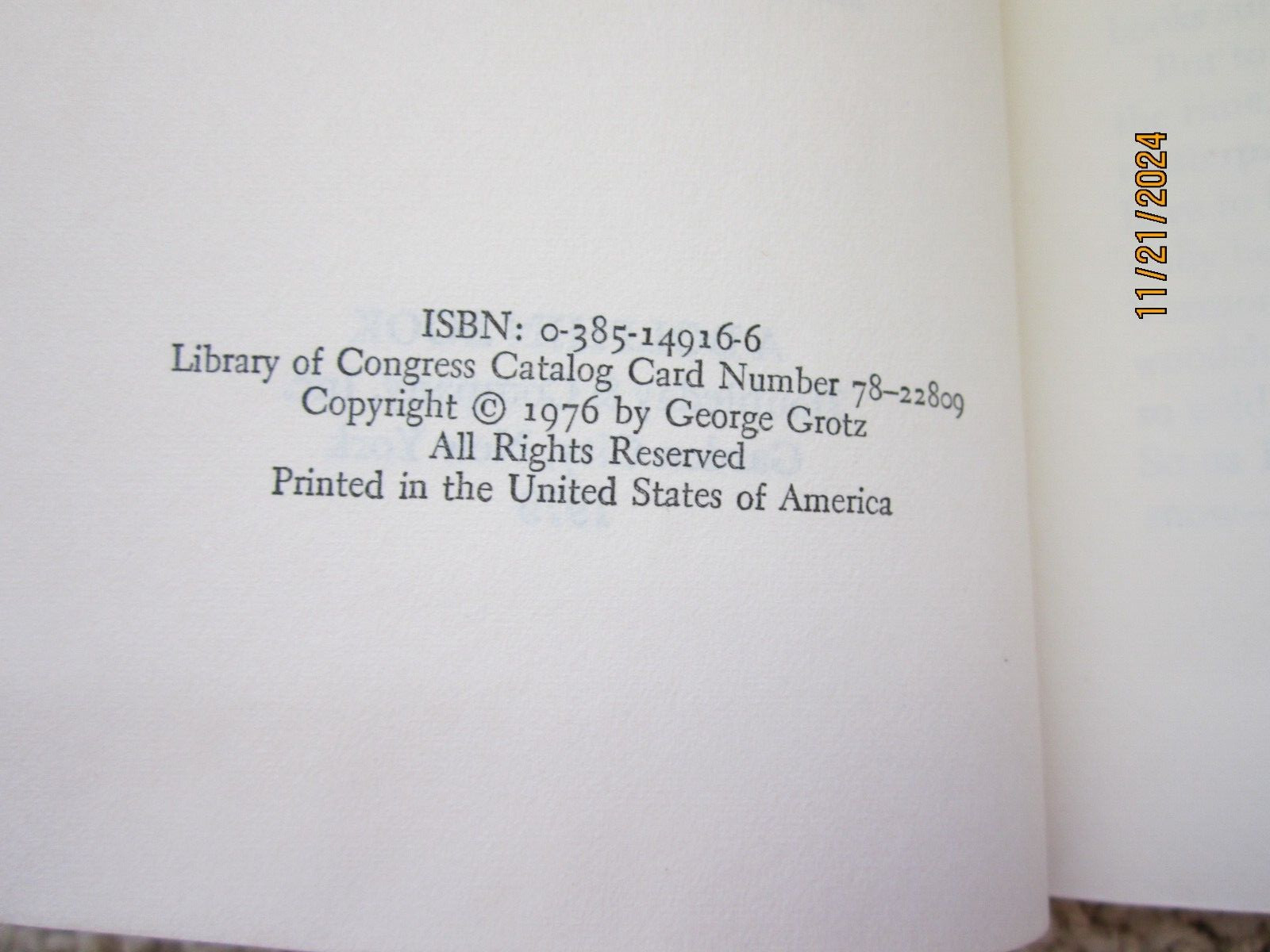 „The Fun of Refinishing Furniture“ 1976 Grotz 244 pages ISBN 0-385-14916-6
