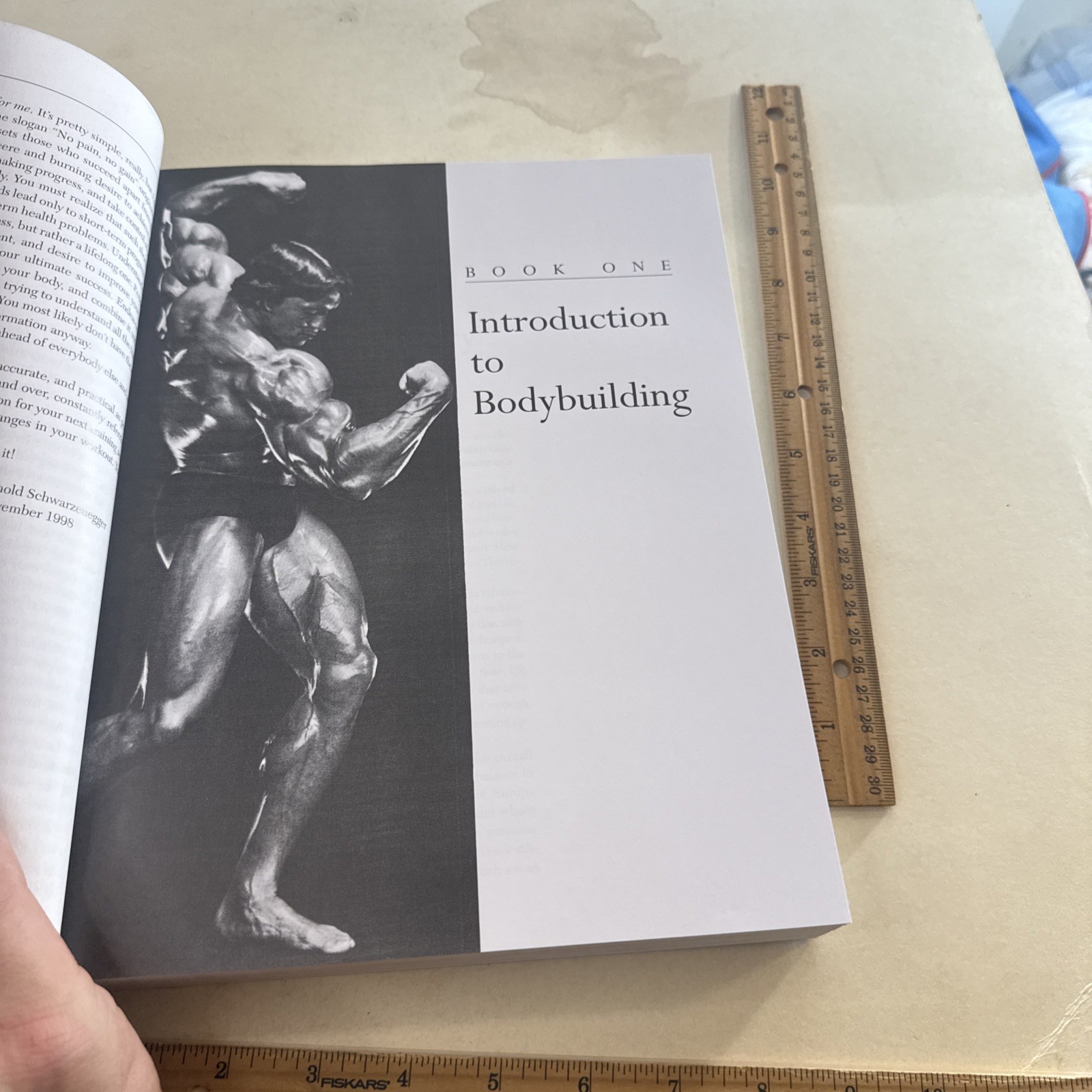 Encyclopedia Modern Bodybuilding Arnold Schwarzenegger weight lifting vintage