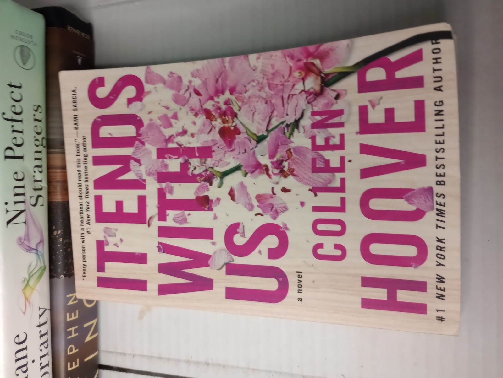 Set Of 7 Popular Fiction Books By Colleen Hoover Liane Moriarty & Stephen King I