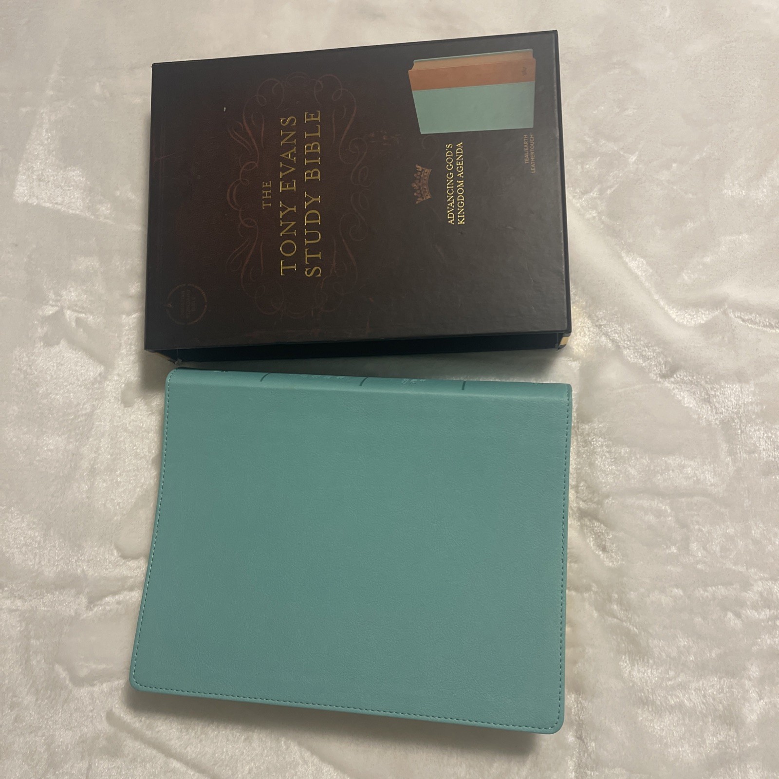 CSB Tony Evans Study Bible, Teal/Earth LeatherTouch : Advancing God’s Kingdom