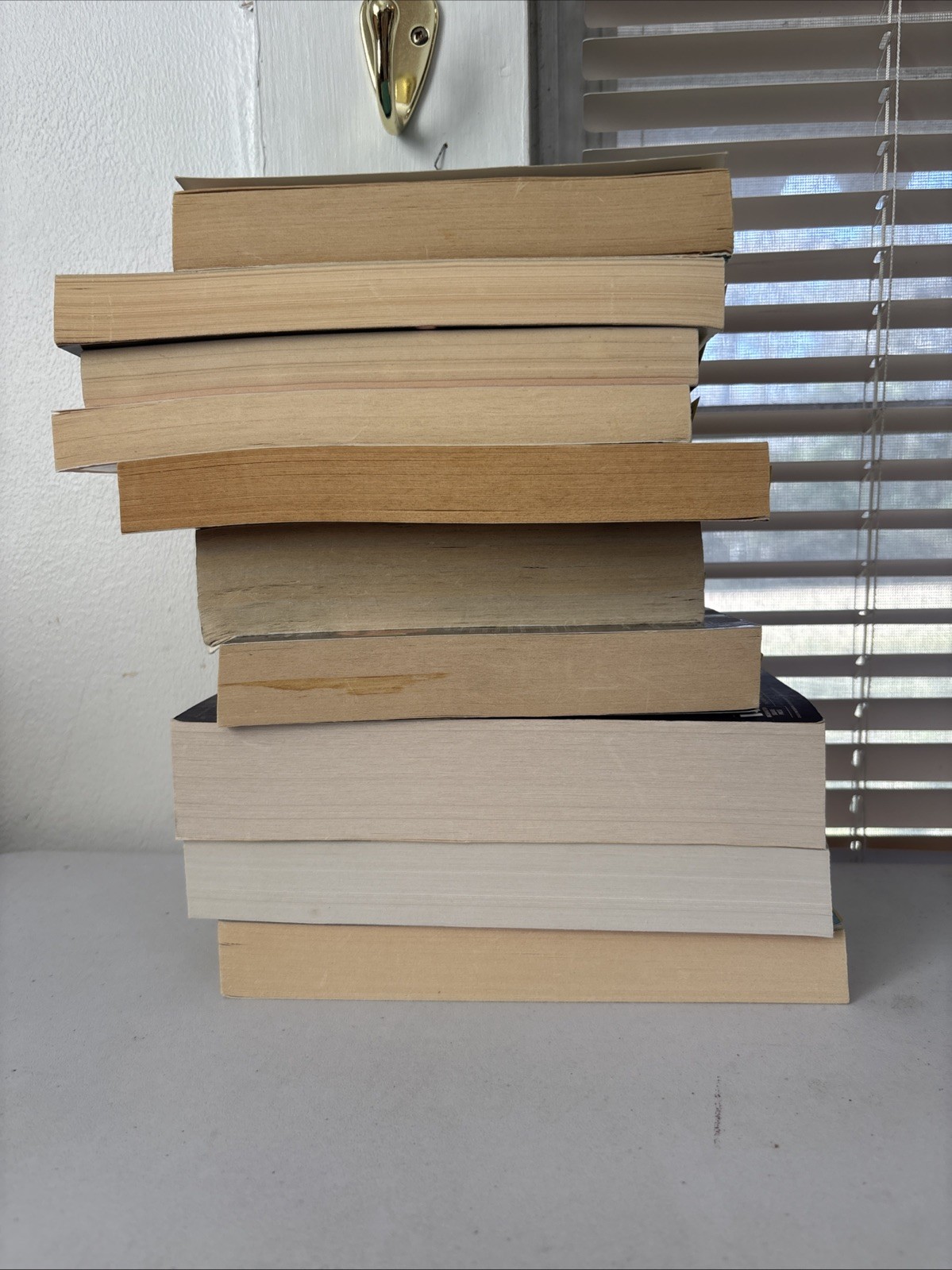 Lot of 10 – General Fiction – Mixed Authors – Trade & mass paperback – Free Ship