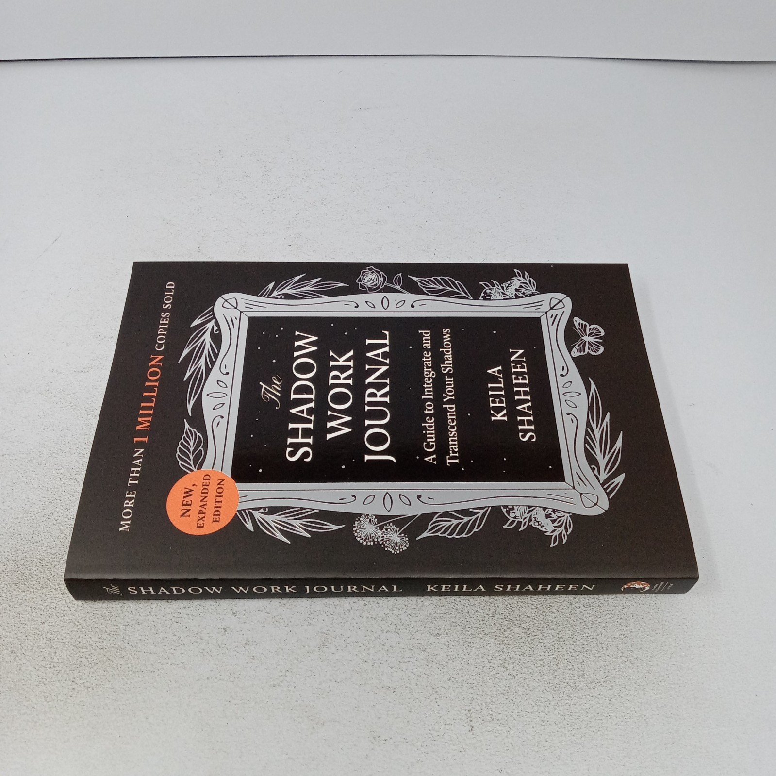 The Shadow Work Journal: 2024 Primero Sueño Press Paperback by Keila Shaheen