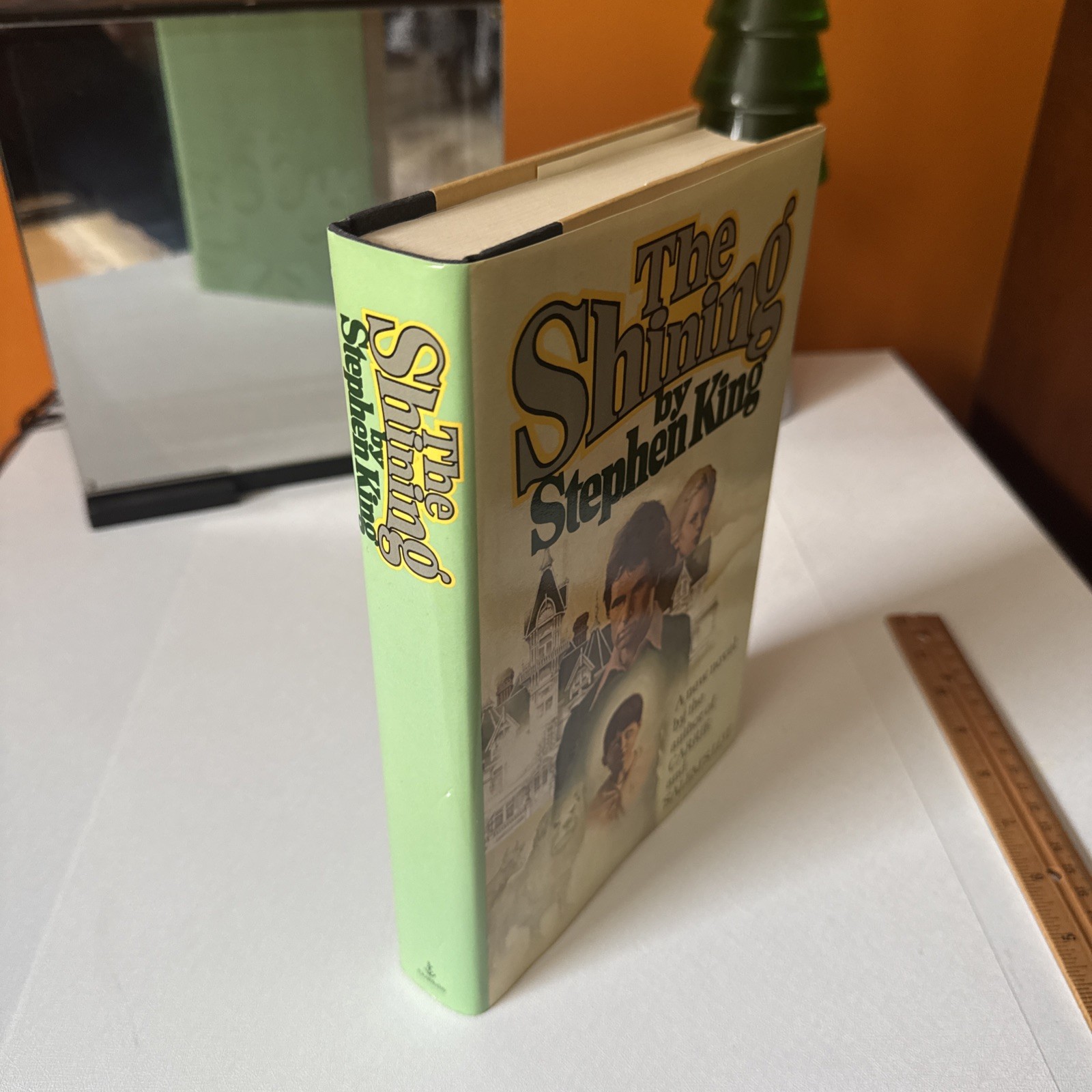 Hardcover – „The Shining“ by Stephen King – Printed 1977 Doubleday 1st Edition