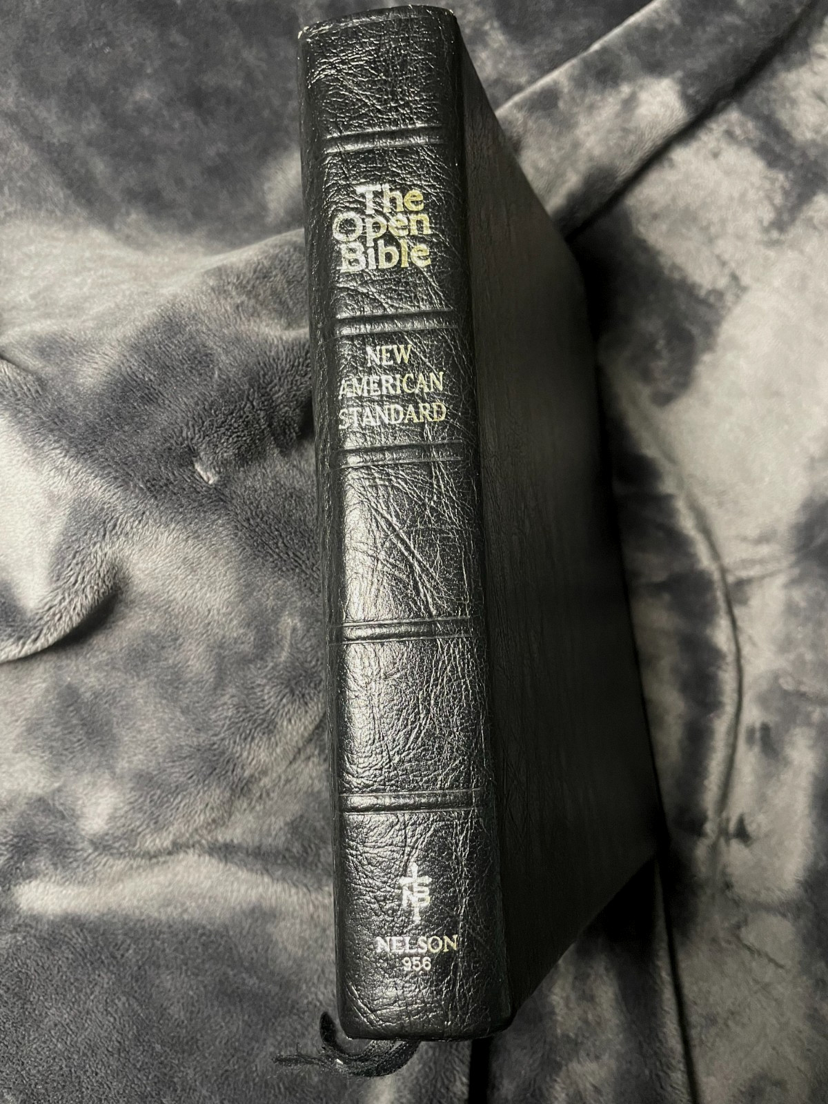 The Open Bible New American Standard Black Genuine Leather Nelson 956 1970s