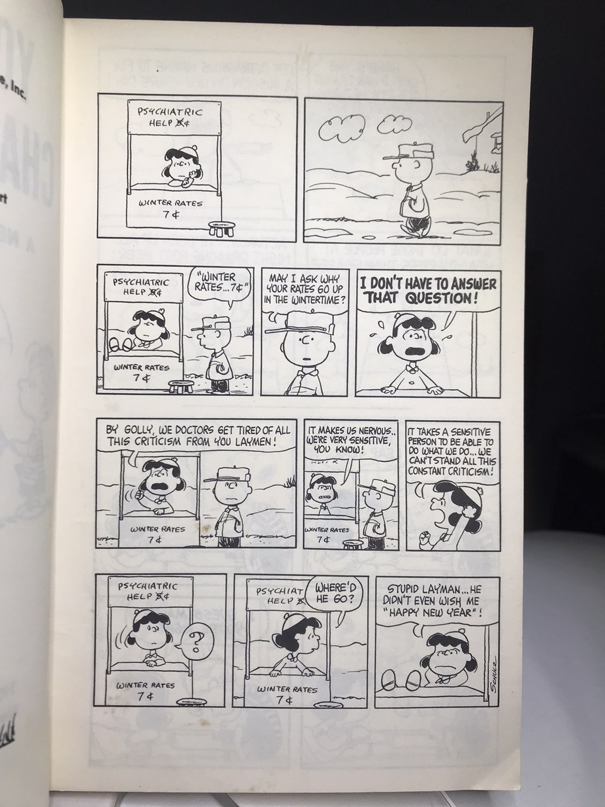 Vtg Charles Schulz Peanuts Paperback Comic Books Lot Of 2 ~ Charlie Brown