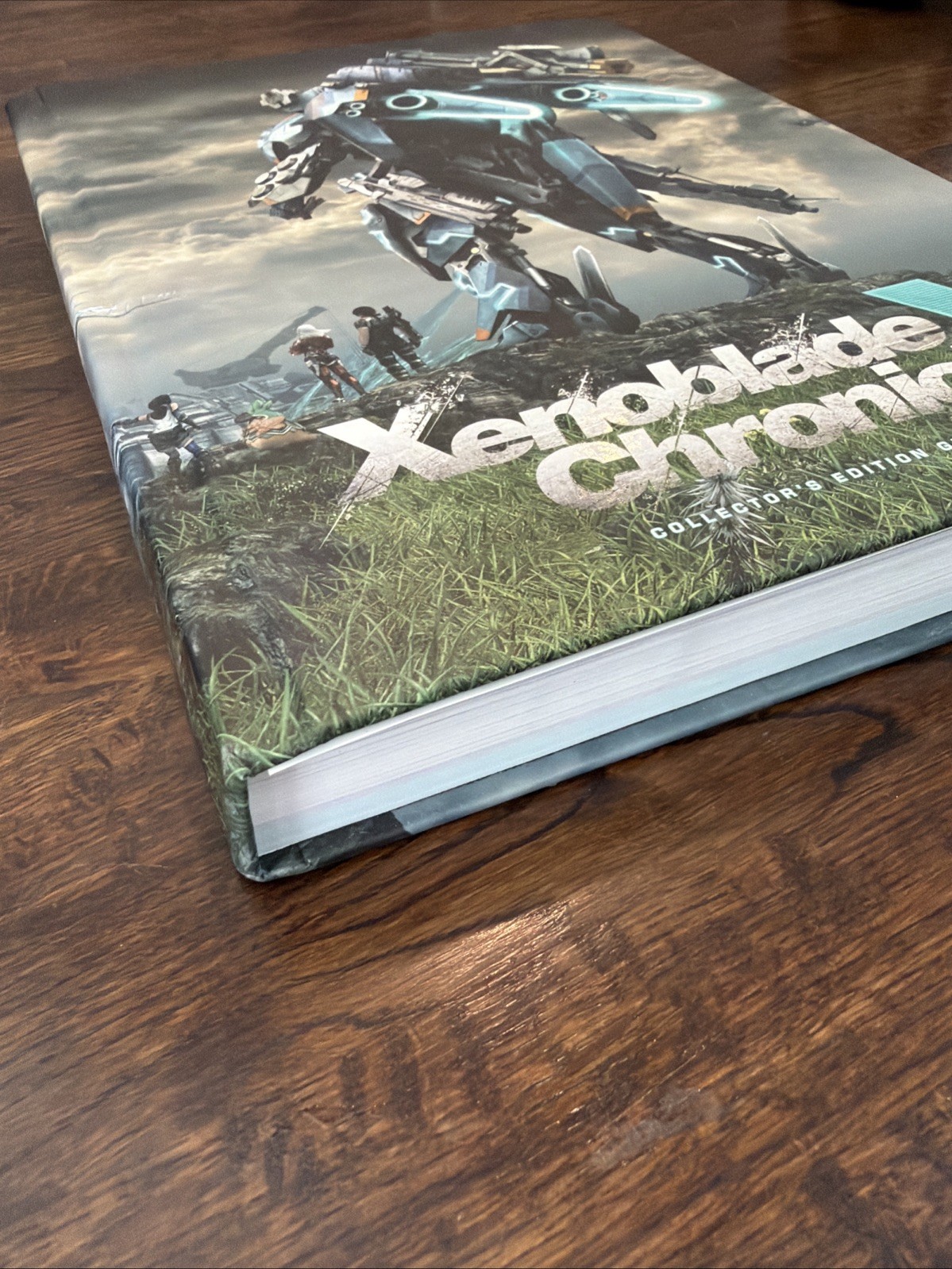 Xenoblade Chronicles X Collector’s Edition Guide w New Microfiber Screen Cleaner