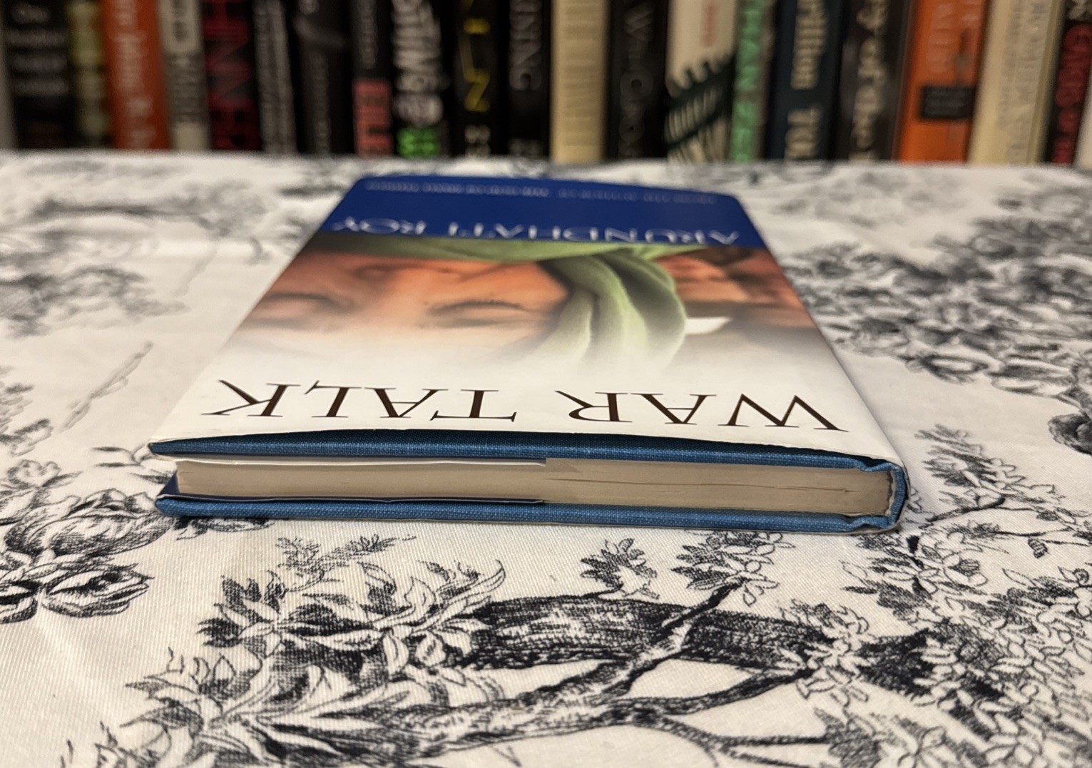 SIGNED! War Talk – Arundhati Roy (2003, Hardcover) First Edition/Print, VG