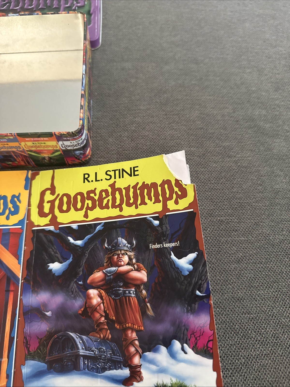 Goosebumps Books Tin Set 25th Anniversary Retro. 3 Of 5 Books Included.