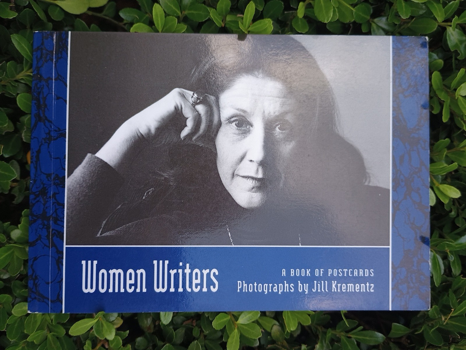 WOMEN WRITERS: A Book of Postcards. (30 x. Photographs b Jill Krementz). NEW