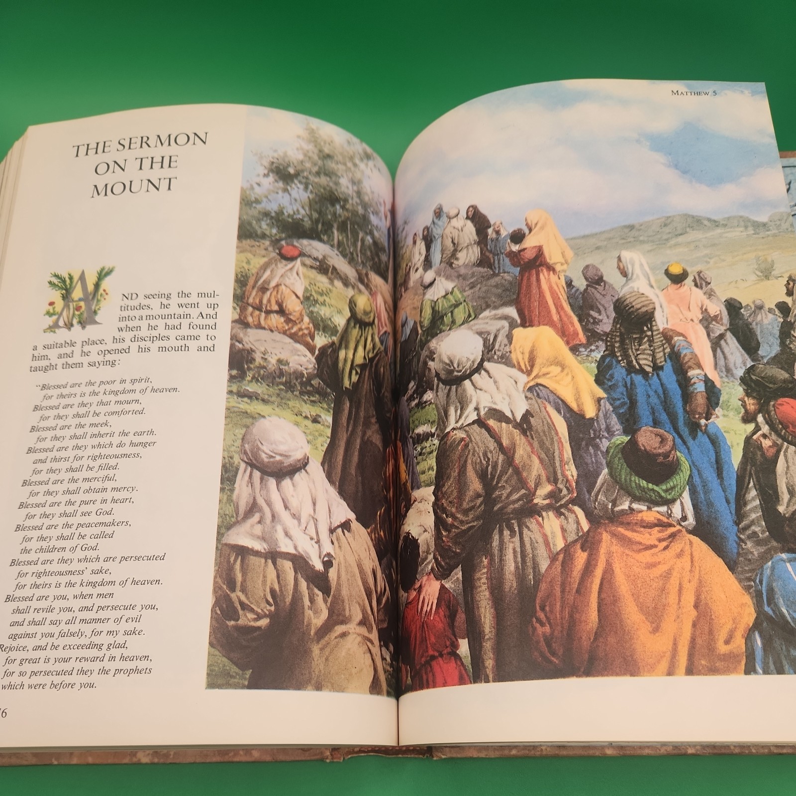 Vintage 1965 The Children’s Bible Book Hardcover God Religion 510 Pages