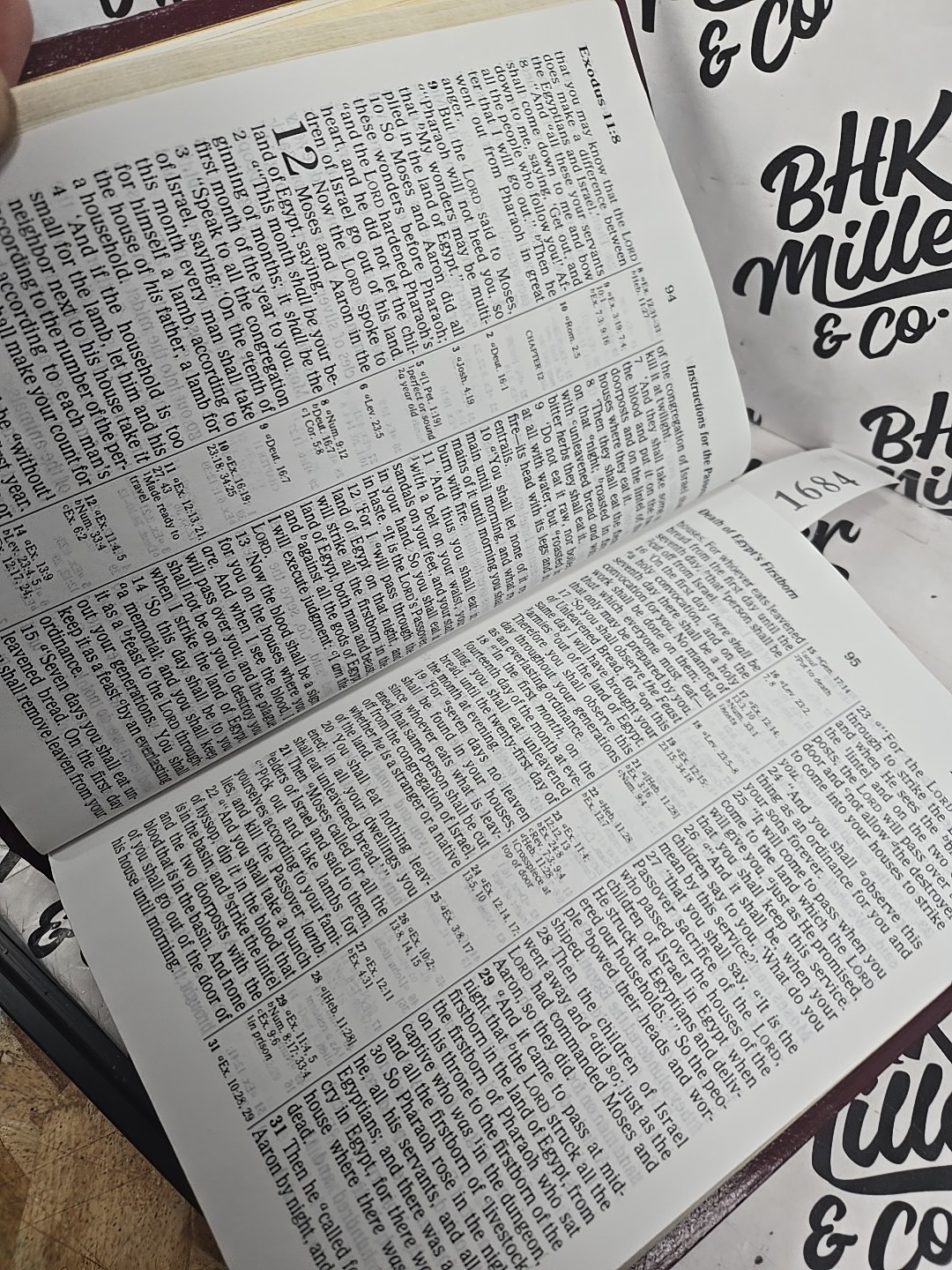 Holy Bible New King James Version NKJV Giant Print Red Letter Nelson 993BG 1982