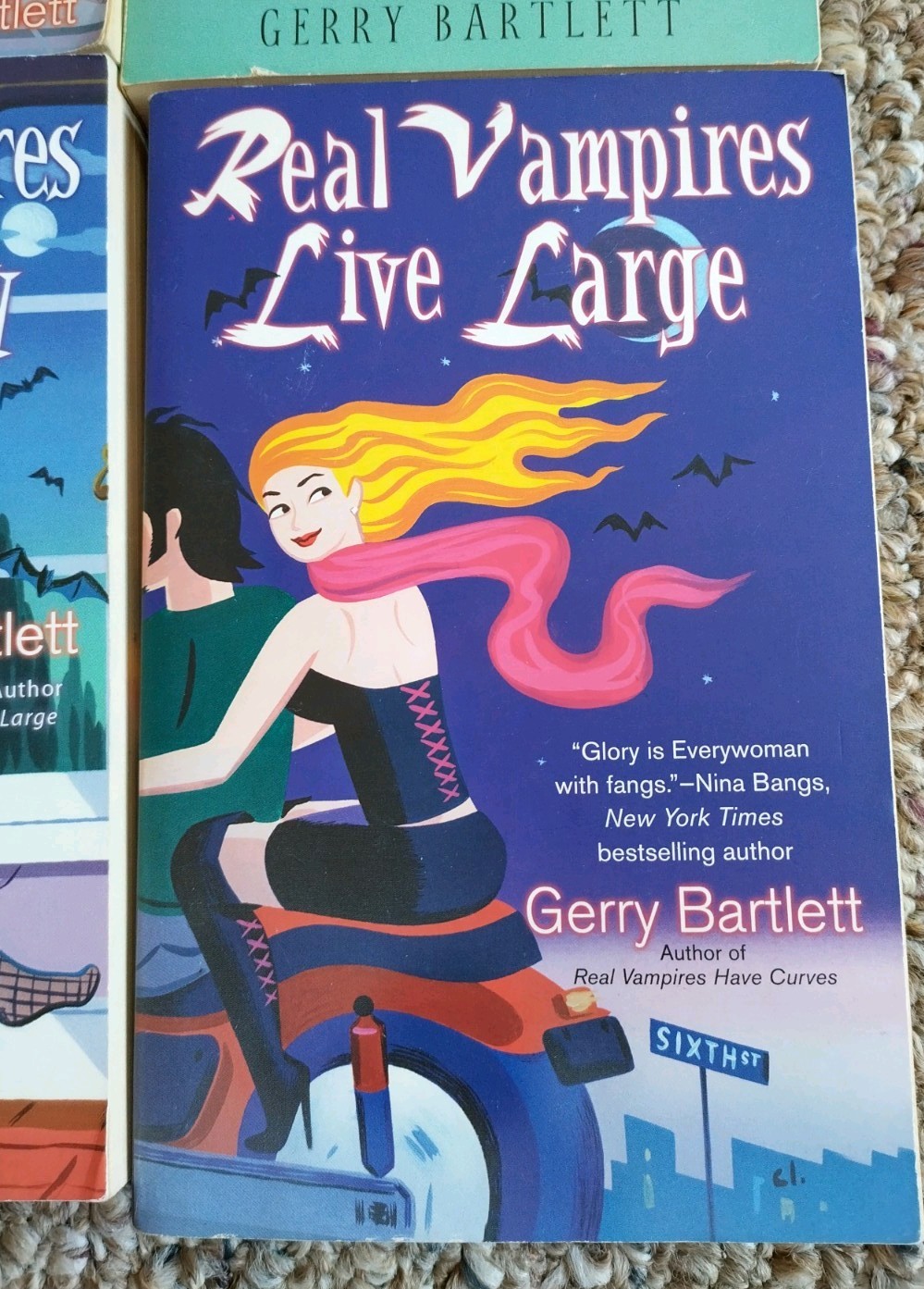 Gerry Bartlett – Lot of 4 PB Real Vampires Get Lucky, Live Large, Have Curves ++