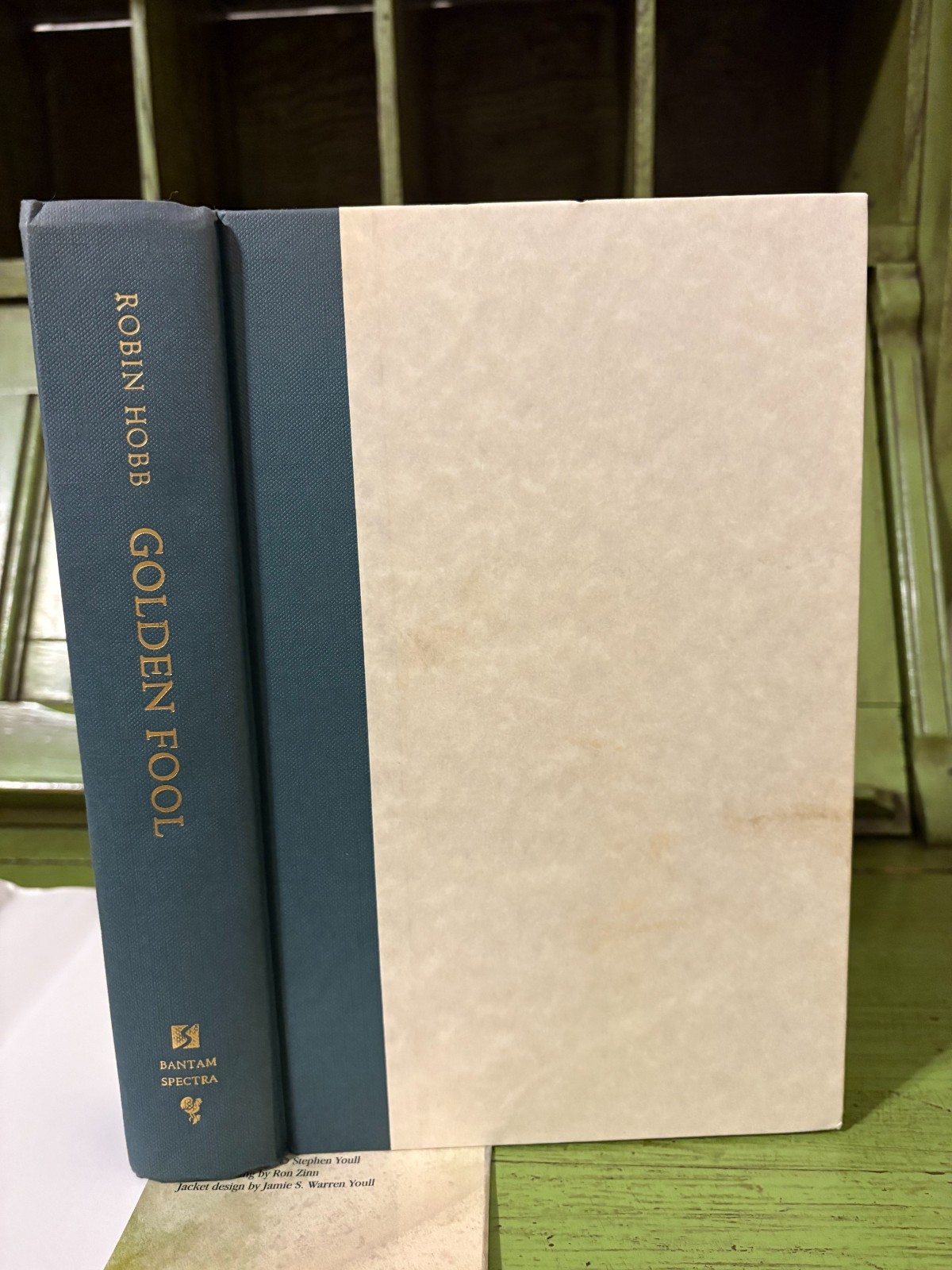 Robin Hobb Golden Fool Tawny Man Series #2 Hard Cover DJ Like New