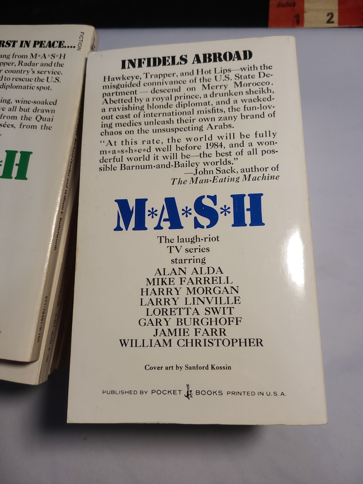 12x 1970s MASH Goes To Paperback Books Miami Paris Vienna Paris London ++ Hooker