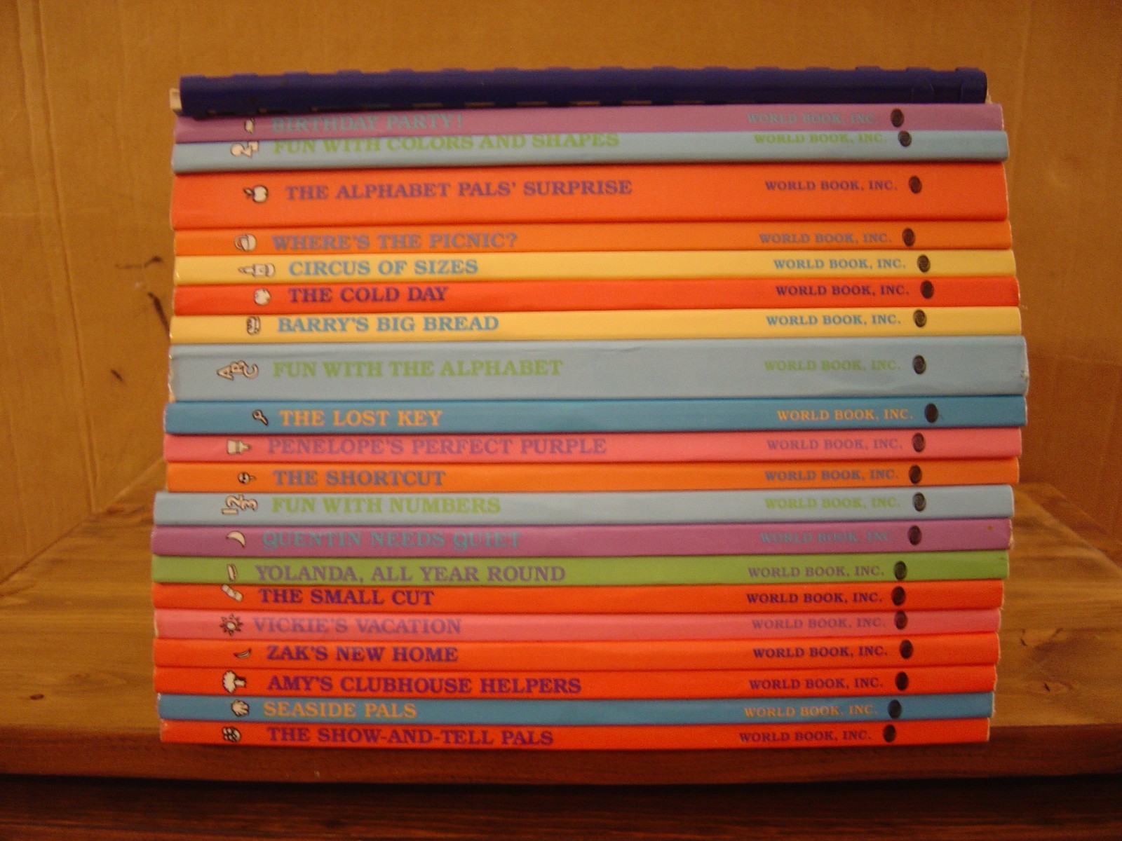Lot of 21 Early World Of Learning Books by World Book