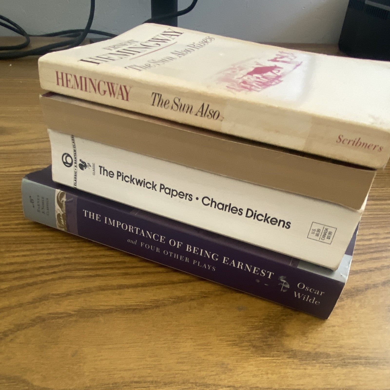 Classic Started Lot Wilde Hemingway Dickens