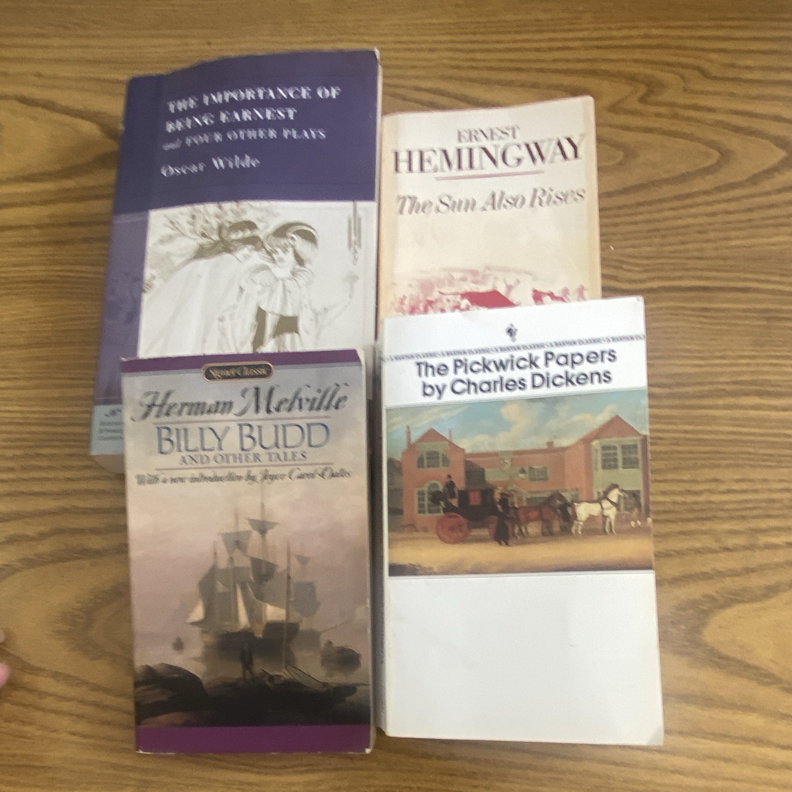 Classic Started Lot Wilde Hemingway Dickens
