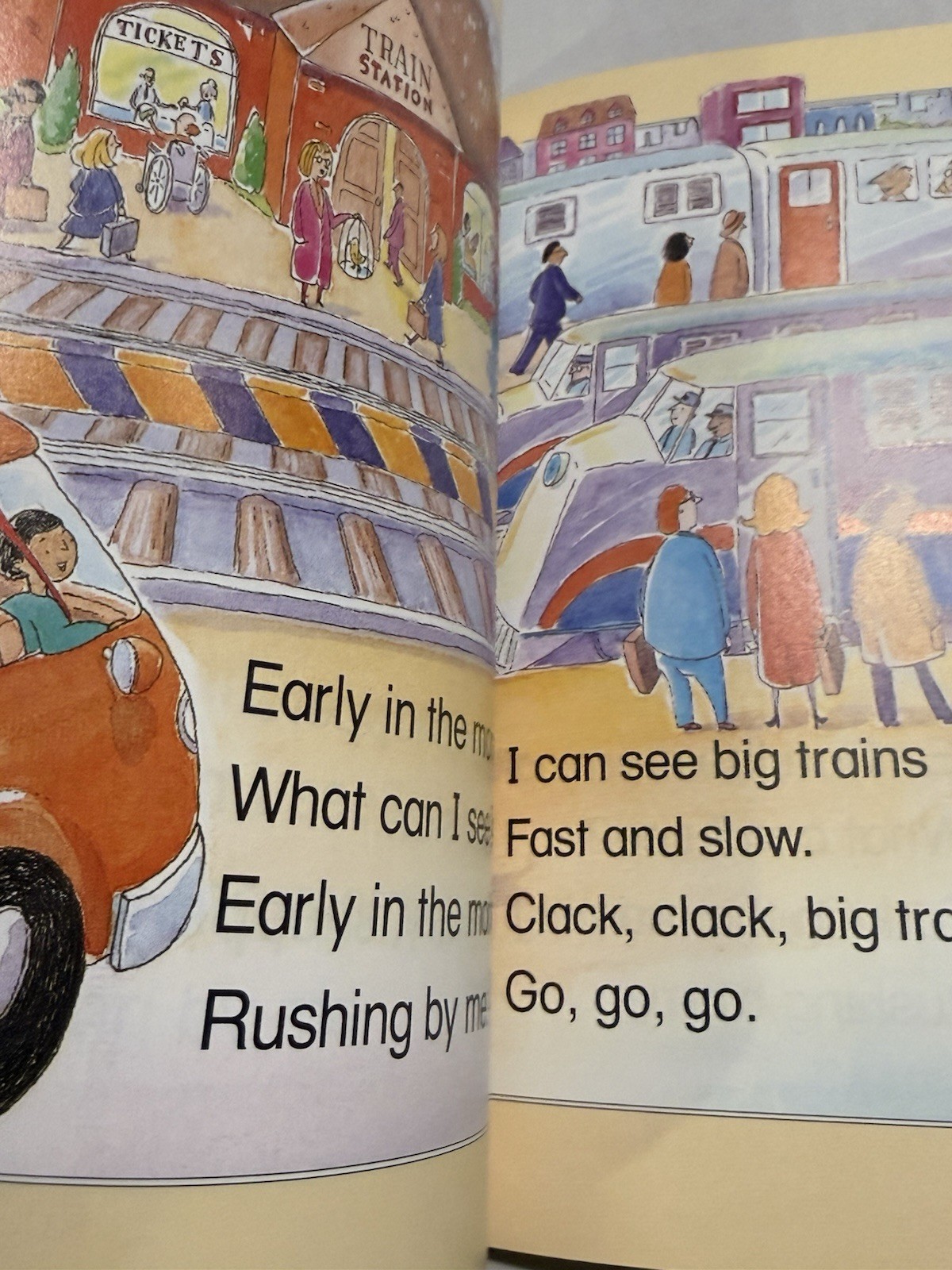 The Three Little Pigs & Early In The Morning A Sing Along Book Addison-Wesley