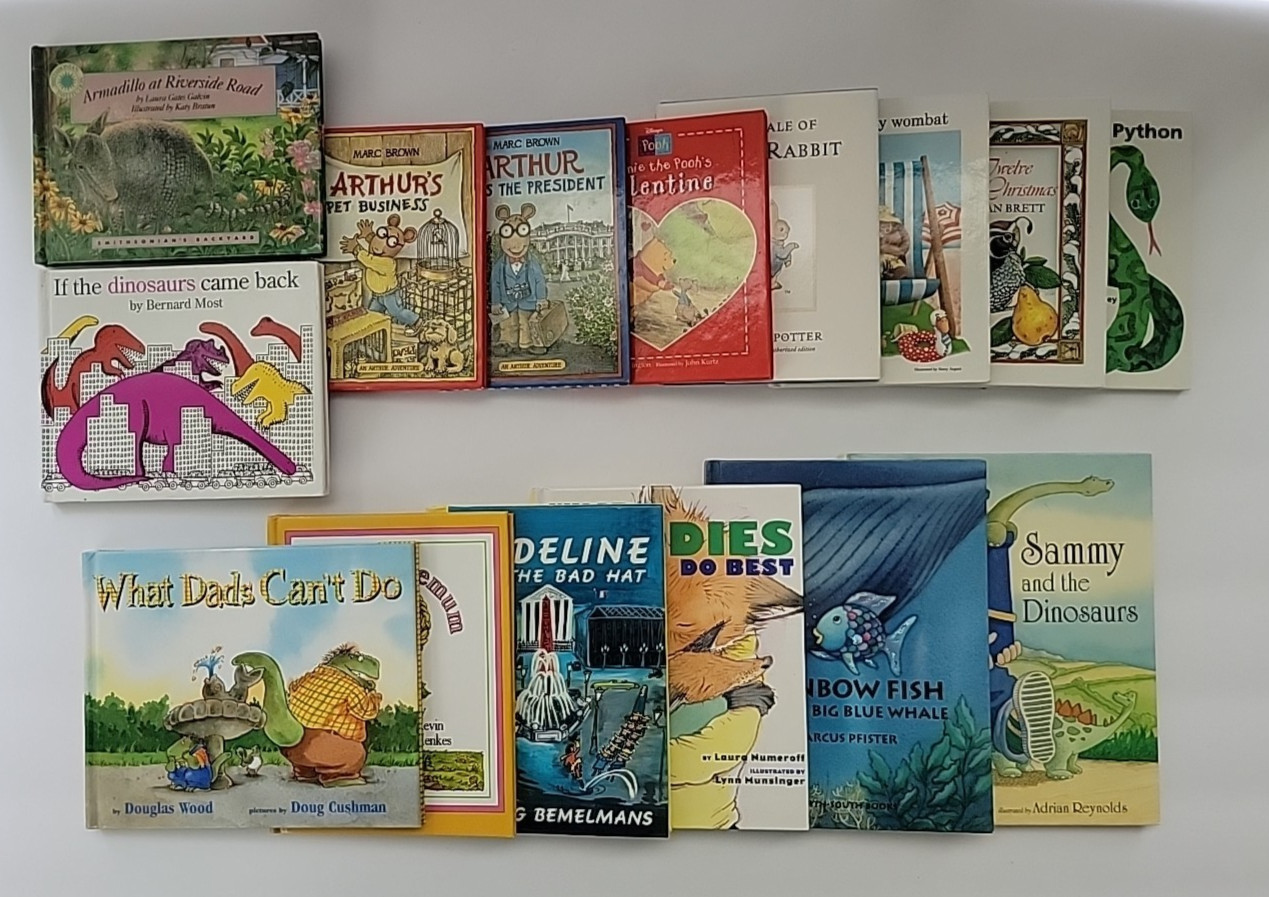 LOT of 15 Children’s Mini Hardcover Books – Arthur, Peter Rabbit, Madeline +