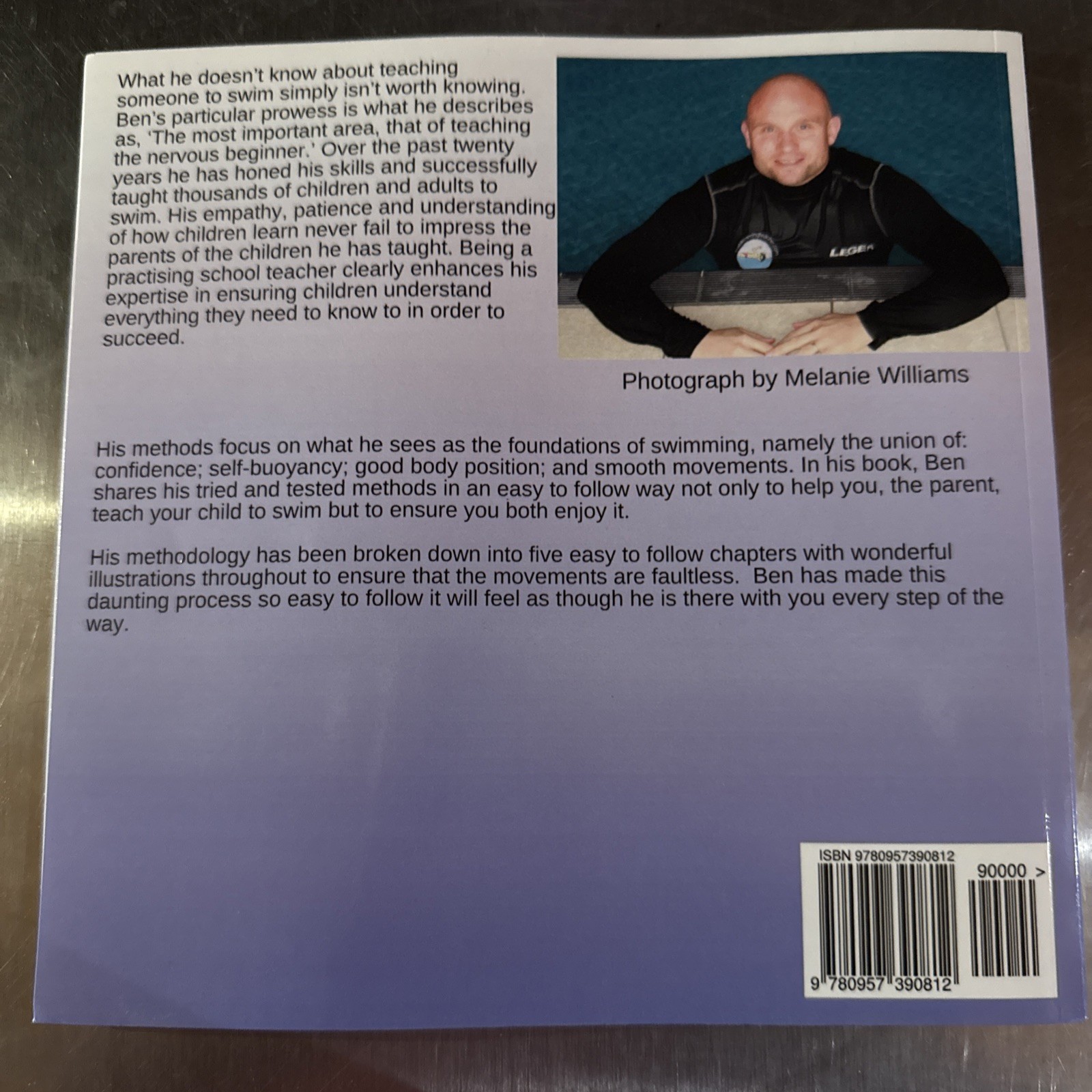 LEARN TO SWIM: TEACHING YOU TO TEACH YOUR CHILD TO SWIM By Benjamin Roberts NEW