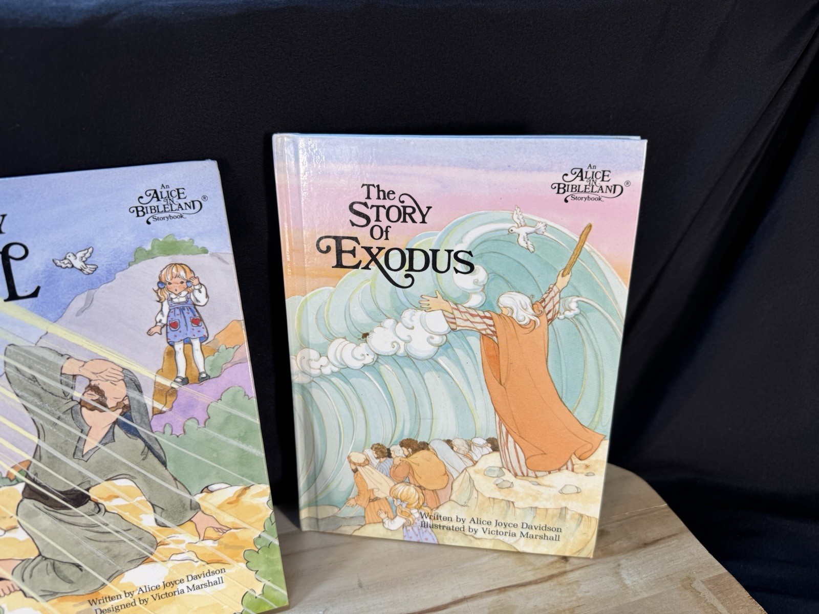 ✅An Alice in Bibleland Storybook by Alice Joyce Davidson Gift ✅Lot of 4 ✅ EUC