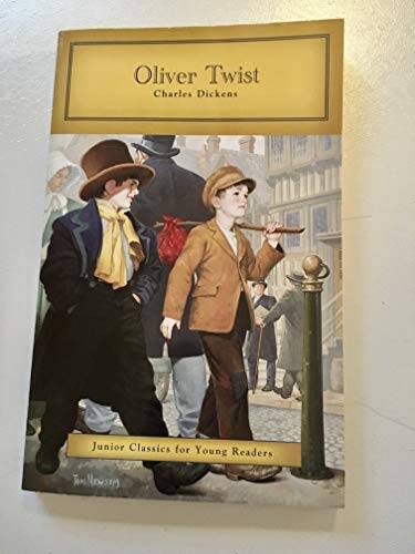 Oliver Twist (Junior Classics for Young Readers) – Paperback – GOOD