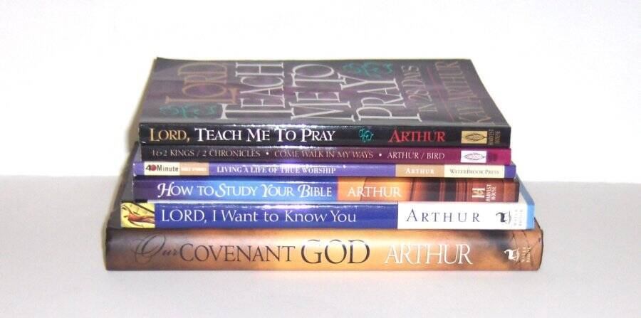 Lot of 6 Kay Arthur Christian Self Help Bible Studies Our Covenant God