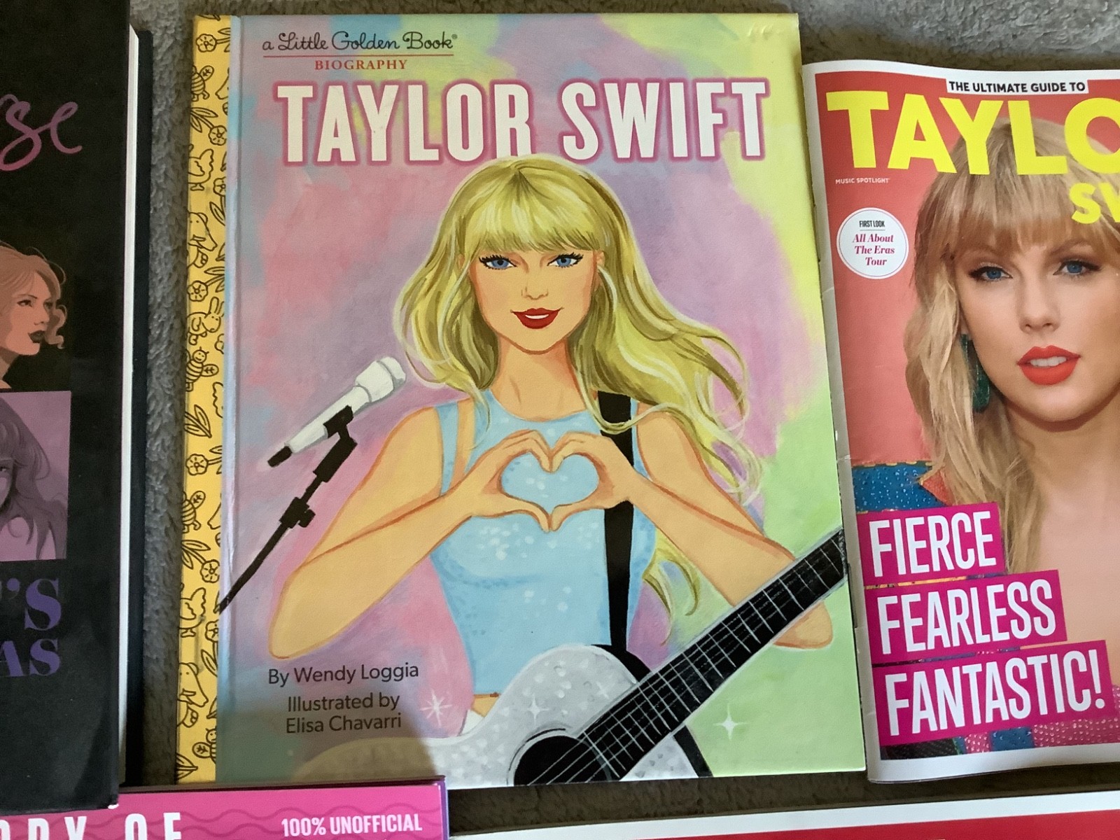 Lot of 12 Taylor Swift Magazines & Books – People, Media Digest, Taylor Verse