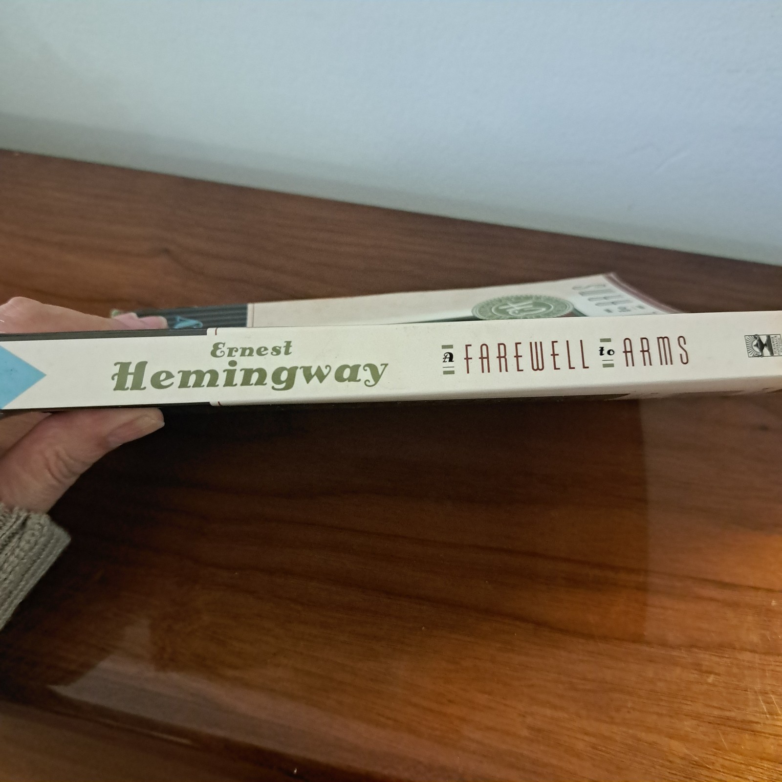 Ernest Hemingway A Farewell to Arms Paperback Used