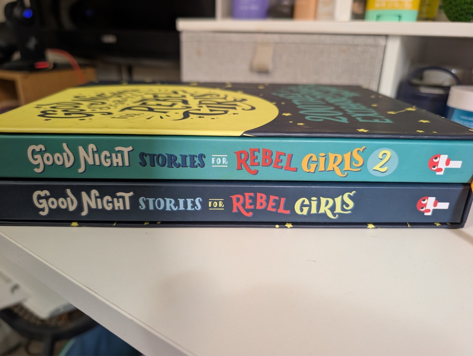 Good Night Stories for Rebel Girls 2-Book Gift Set by Rebel Girls (2021,…