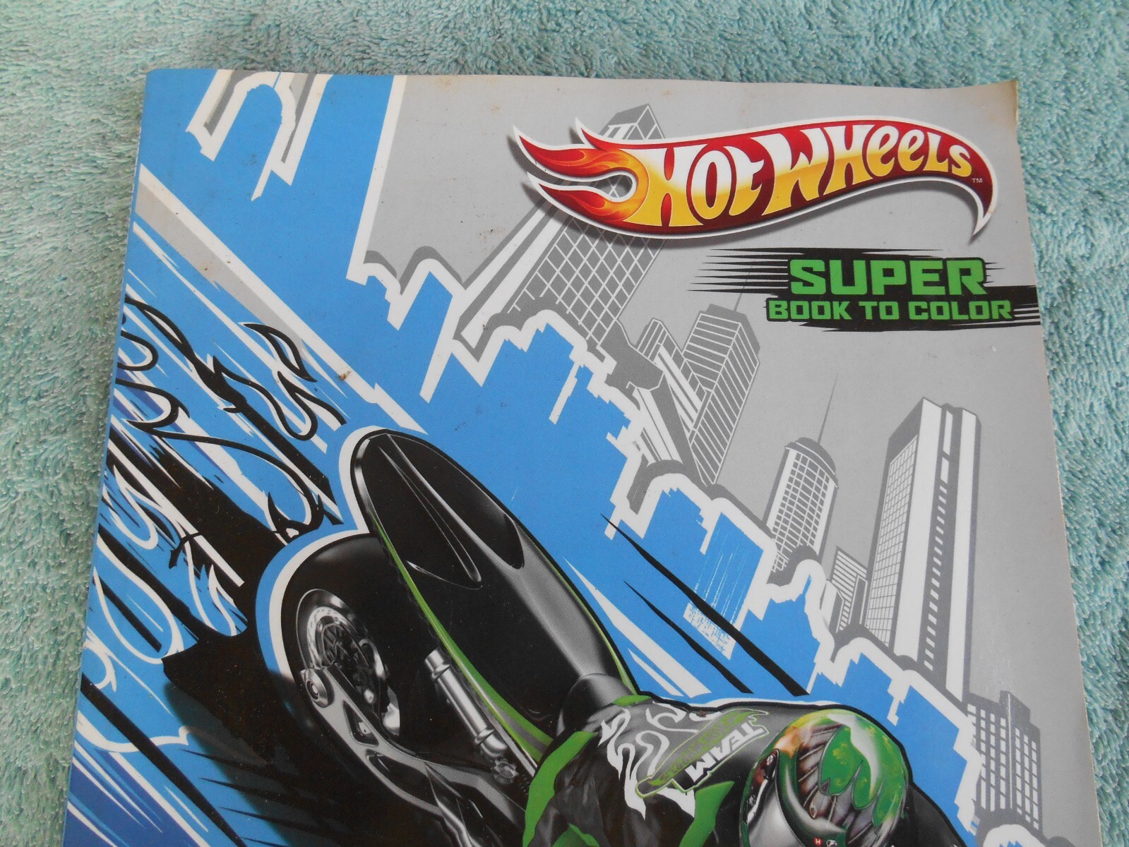 HOT WHEELS 2013 COLORING BOOK DALMATION PRESS. 64 PAGES. NEW!