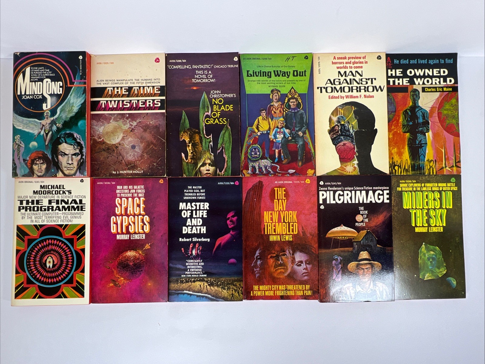 LOT of 22 Vintage 1960-70’s Science Fiction Novels Paperback Books Avon Del Rey