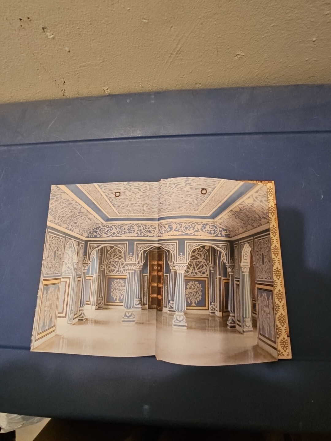 Patterns of India : A Journey Through Colors, Textiles, and the Vibrancy of…