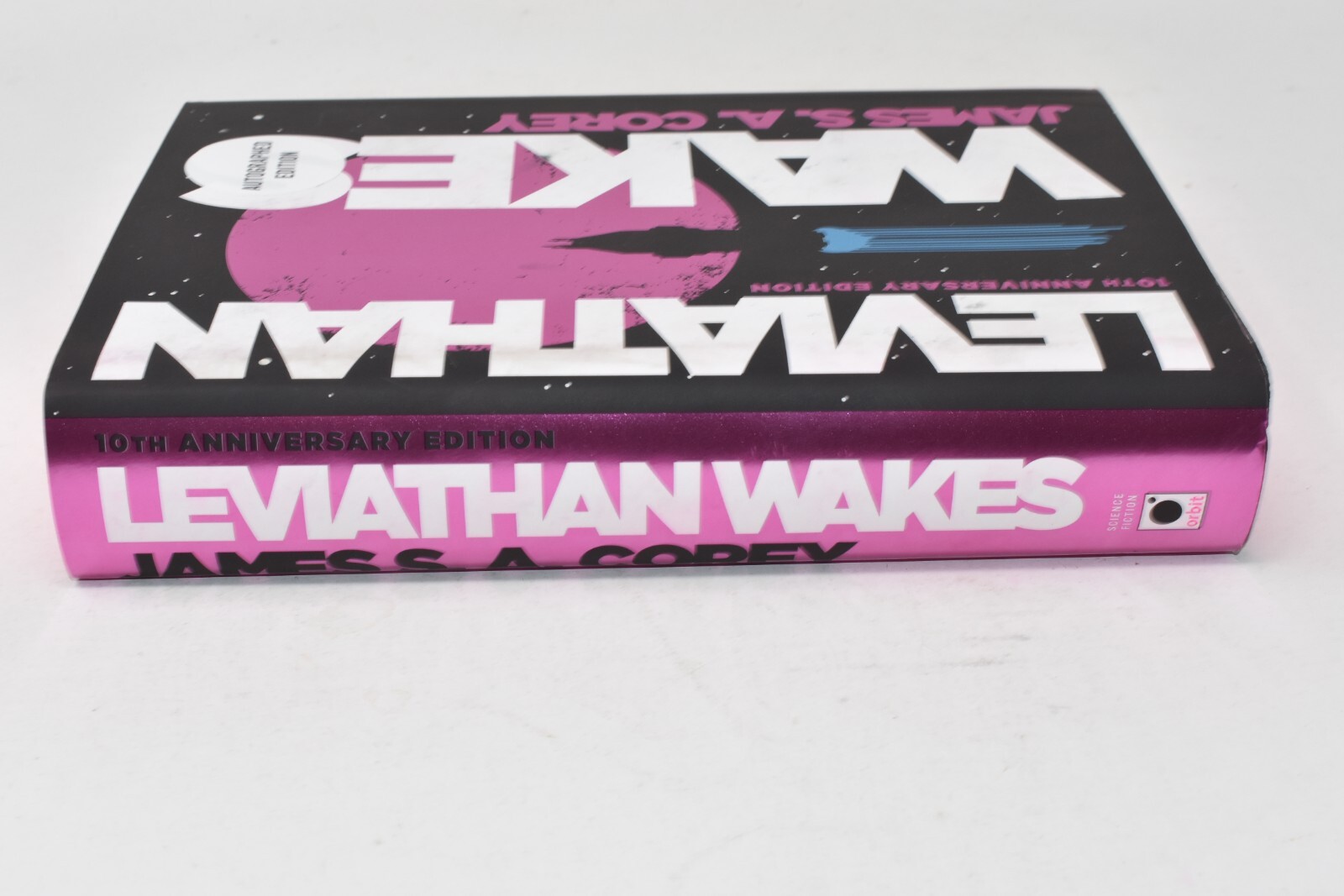 ✎SIGNED FIRST PRINT✎ Leviathan Wakes 10th Anniversary James S.A. Corey NEW