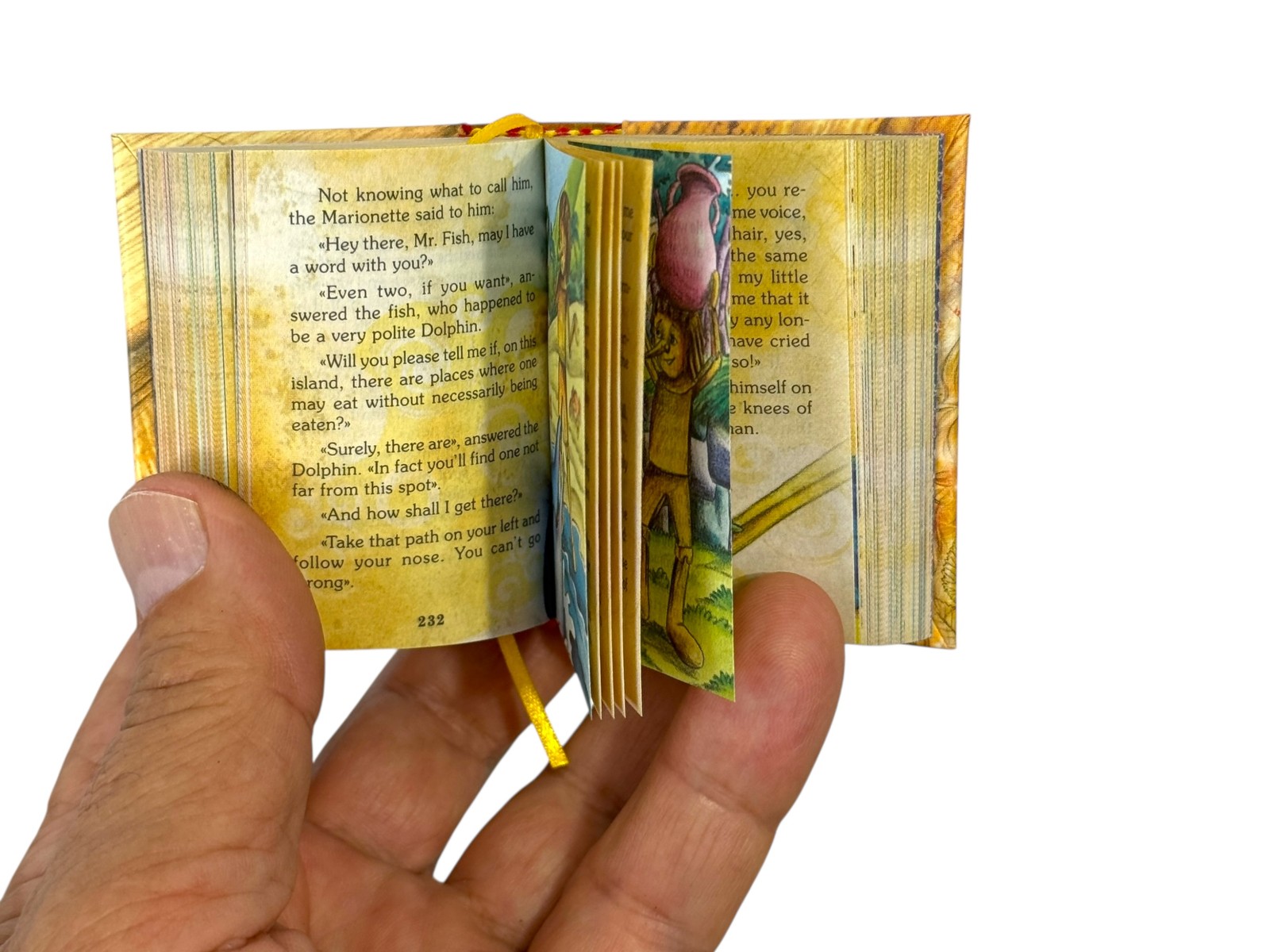 The adventures of Pinocchio hardcover 440 pages new mini book illustrated