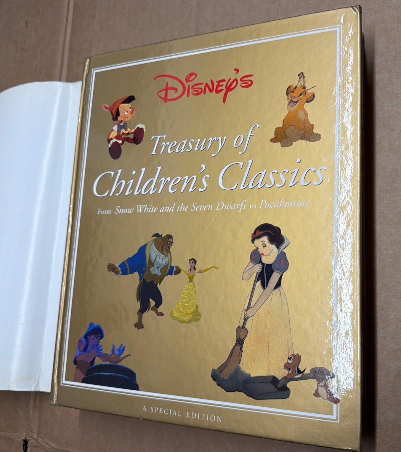 DISNEY’S TREASURY OF CHILDREN’S CLASSICS Hardcover Special Edition 1997 Illustra